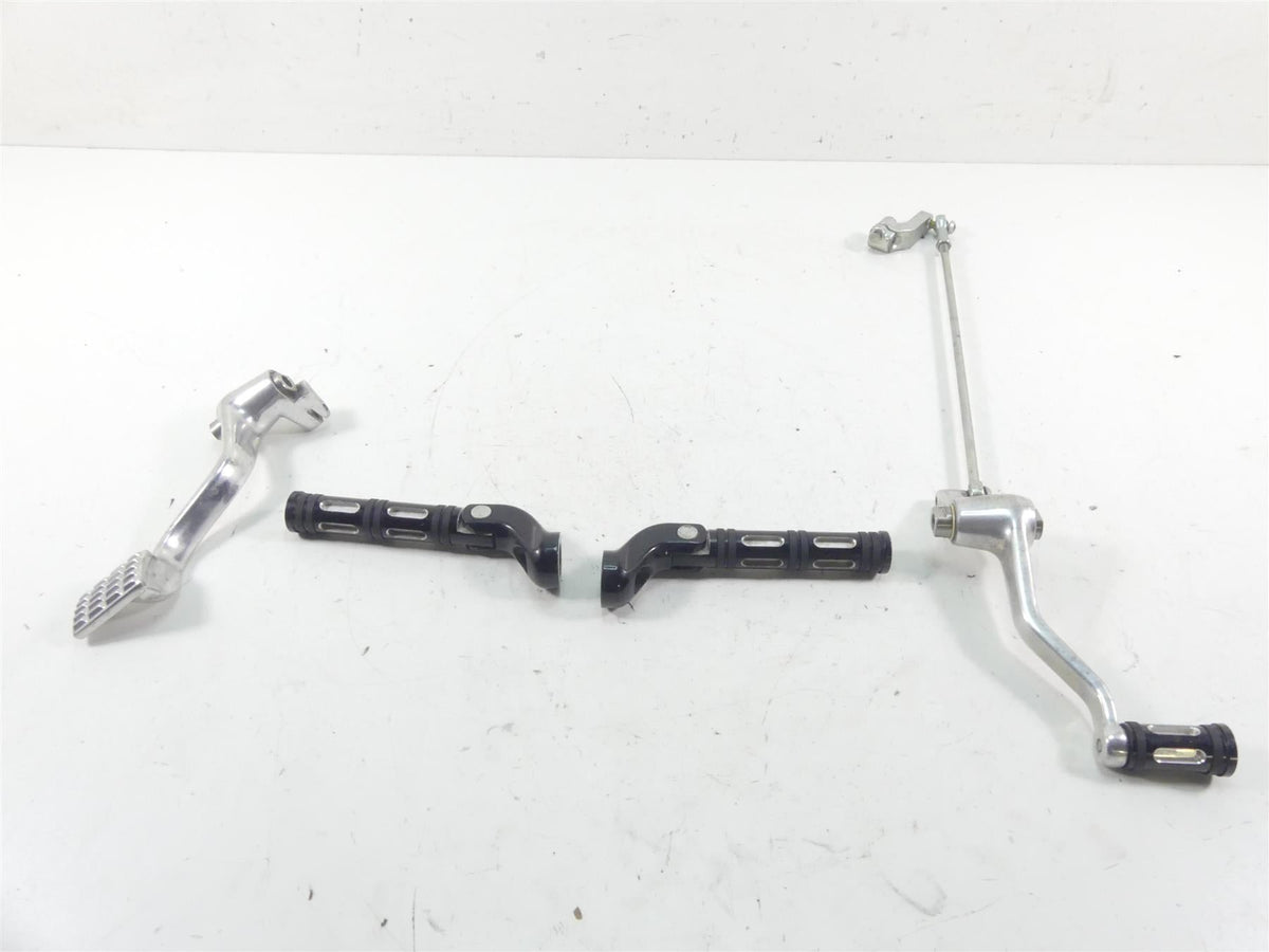 2012 Harley VRSCF Muscle Rod Front Footpeg Shifter Brake Pedal Set 54046-12 {{ shop.shopifyCountryName }} - Mototech271