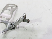 Load image into Gallery viewer, 2016 Suzuki GSXR1000 Left Front Rider Driver Foot Peg &amp; Mount 43521-47H20 | Mototech271
