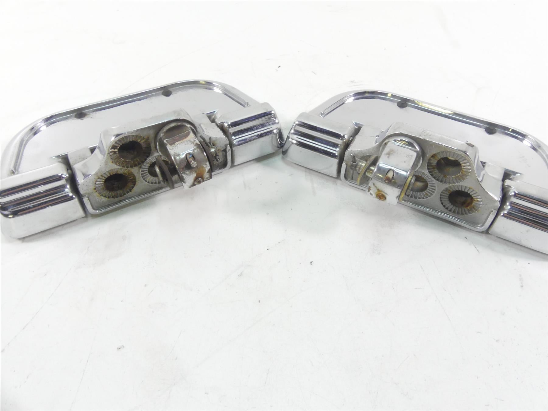 2007 Honda VT1100 C Shadow Spirit Kuryakyn Front Rear Floor Board Set 4351 8818 {{ shop.shopifyCountryName }} - Mototech271
