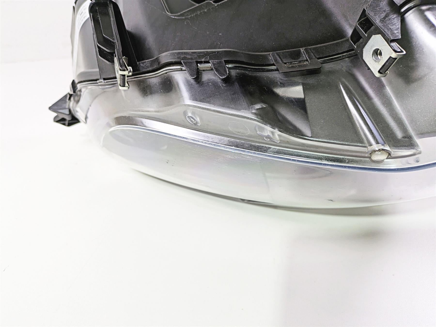 2019 BMW R1250RT K52 Deluxe Headlight Head Light Lamp - Read 63128541628 {{ shop.shopifyCountryName }} - Mototech271