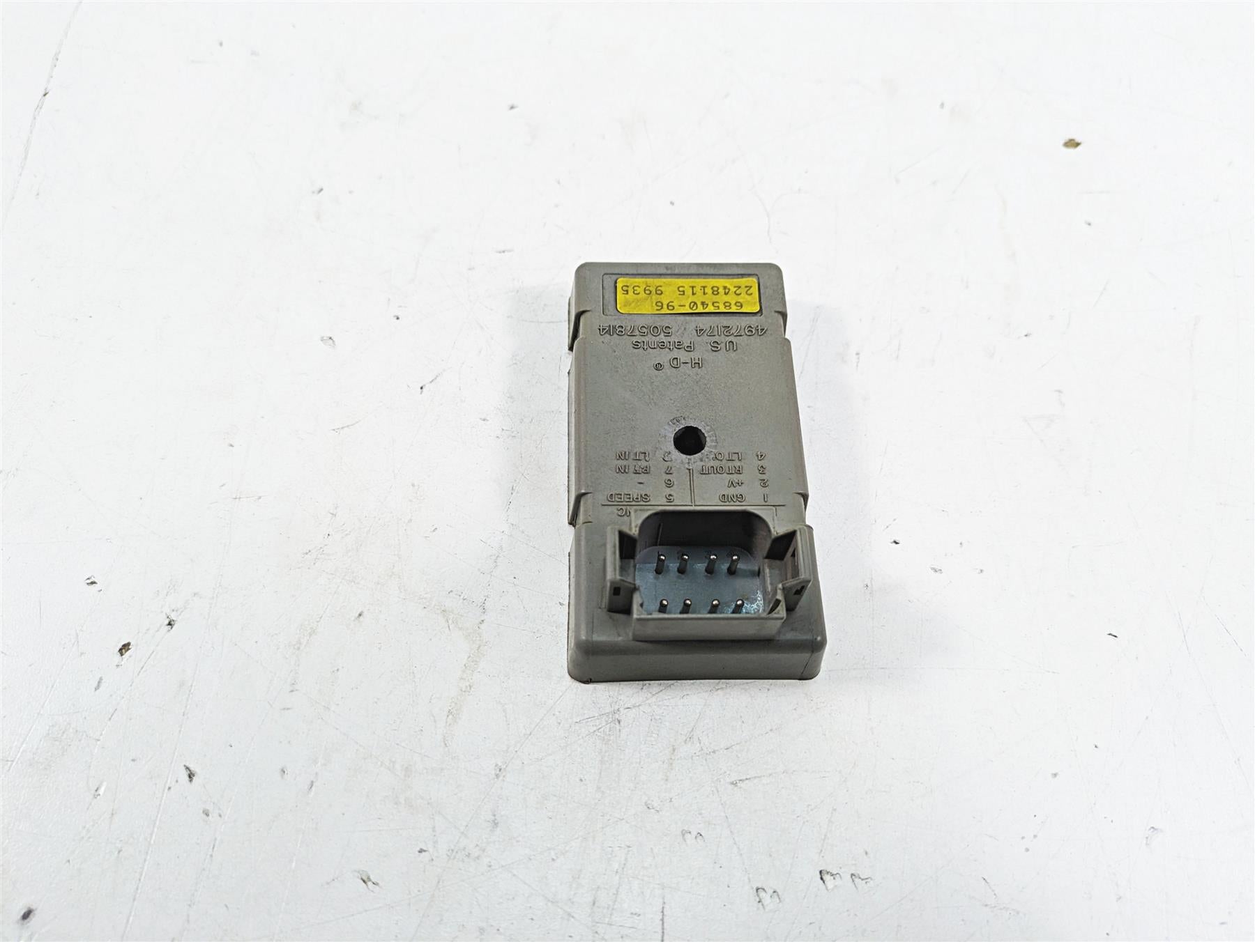 2000 Harley FXSTS Softail Springer Tsm Turn Signal Flasher Module 68540-96 {{ shop.shopifyCountryName }} - Mototech271