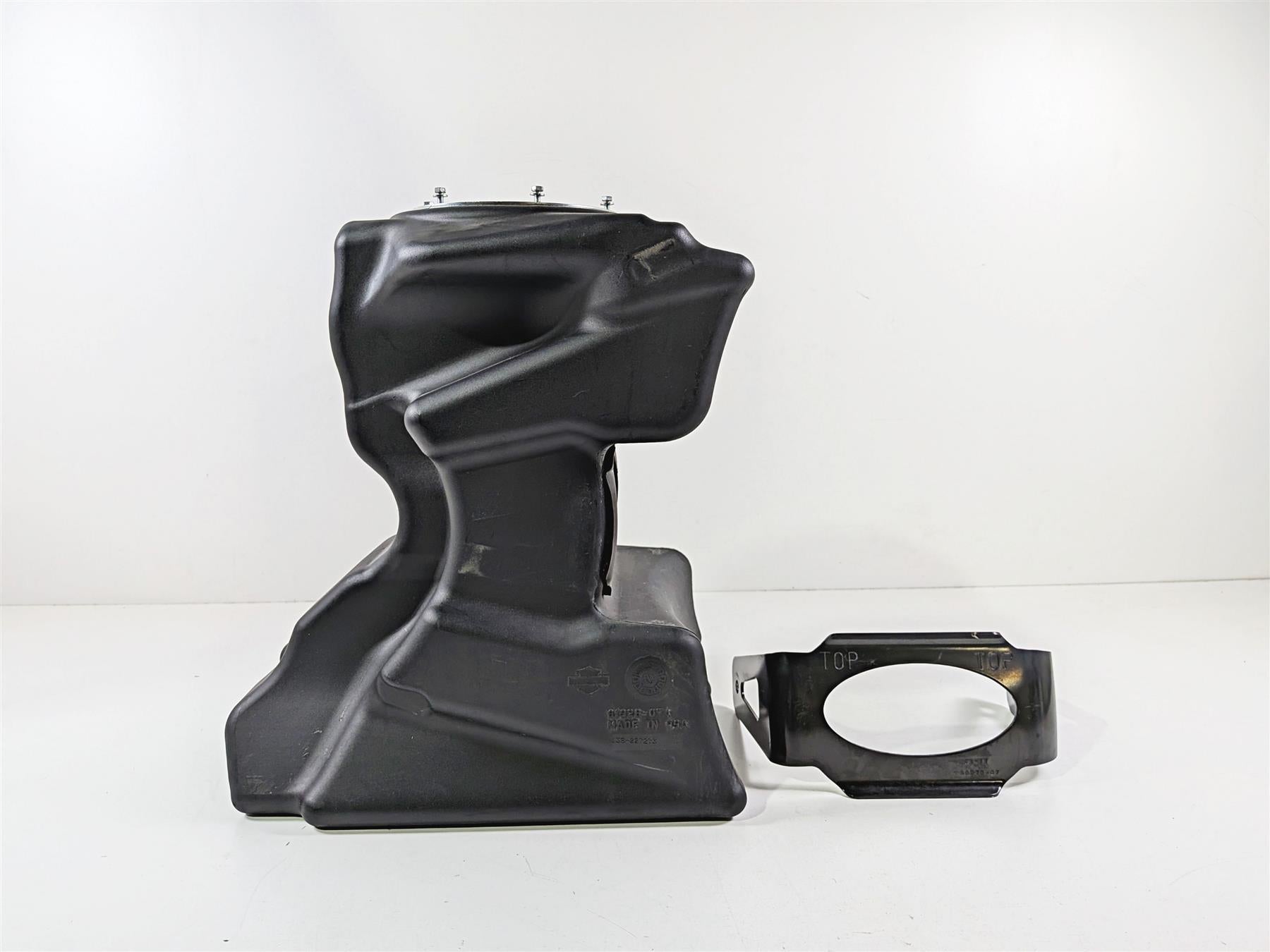 2011 Harley VRSCDX Night Rod Plastic Fuel Gas Petrol Tank Reservoir 61328-07A {{ shop.shopifyCountryName }} - Mototech271