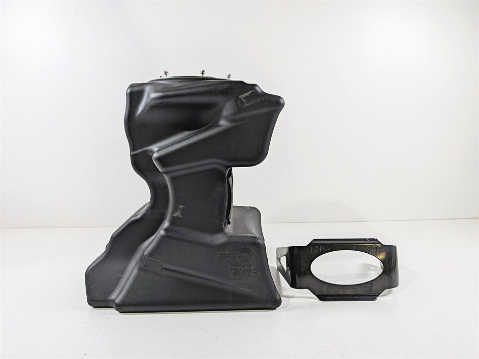 2011 Harley VRSCDX Night Rod Plastic Fuel Gas Petrol Tank Reservoir 61328-07A {{ shop.shopifyCountryName }} - Mototech271