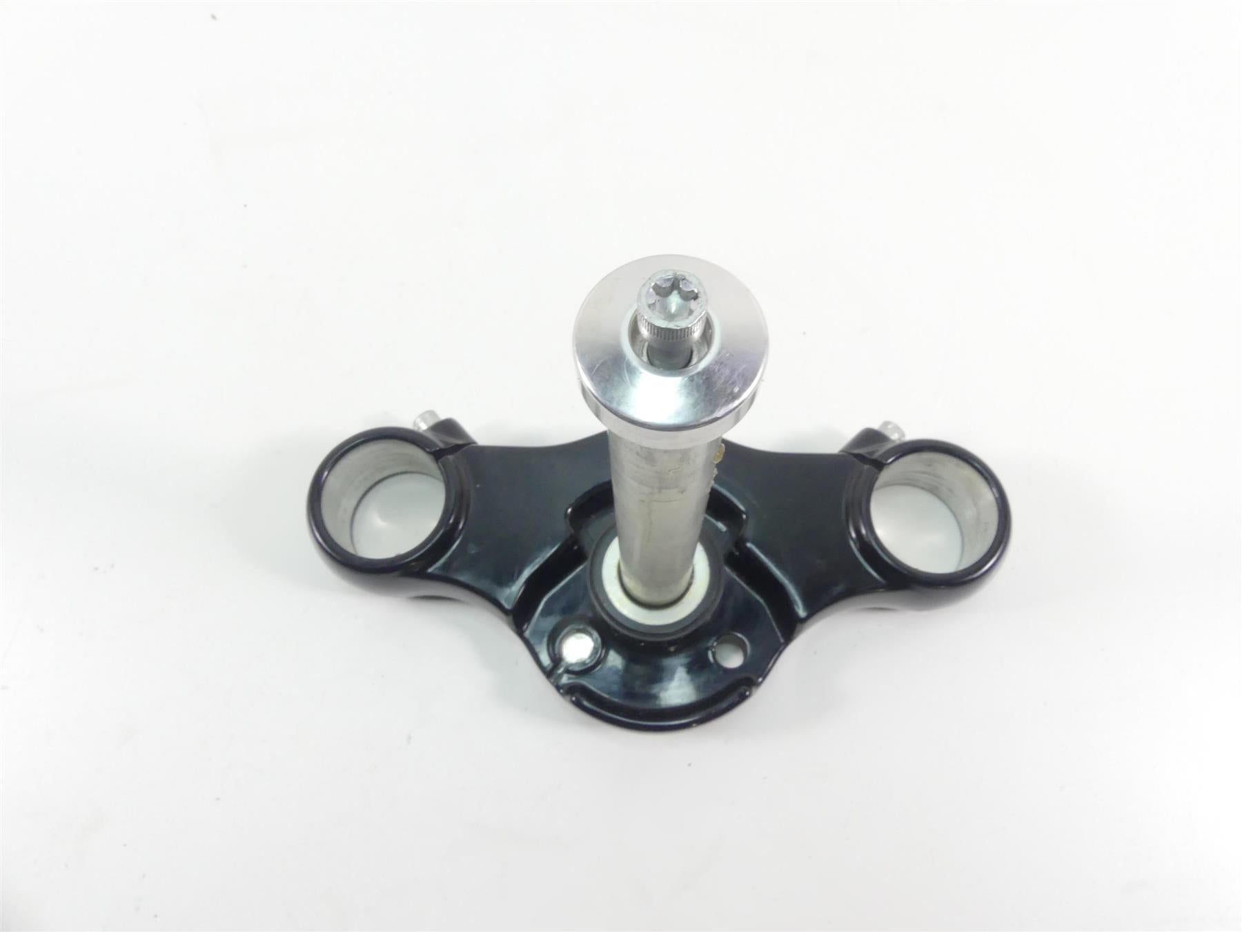 2022 Harley Softail FXBBS Street Bob Lower Triple Tree Clamp 49mm 45900170 {{ shop.shopifyCountryName }} - Mototech271