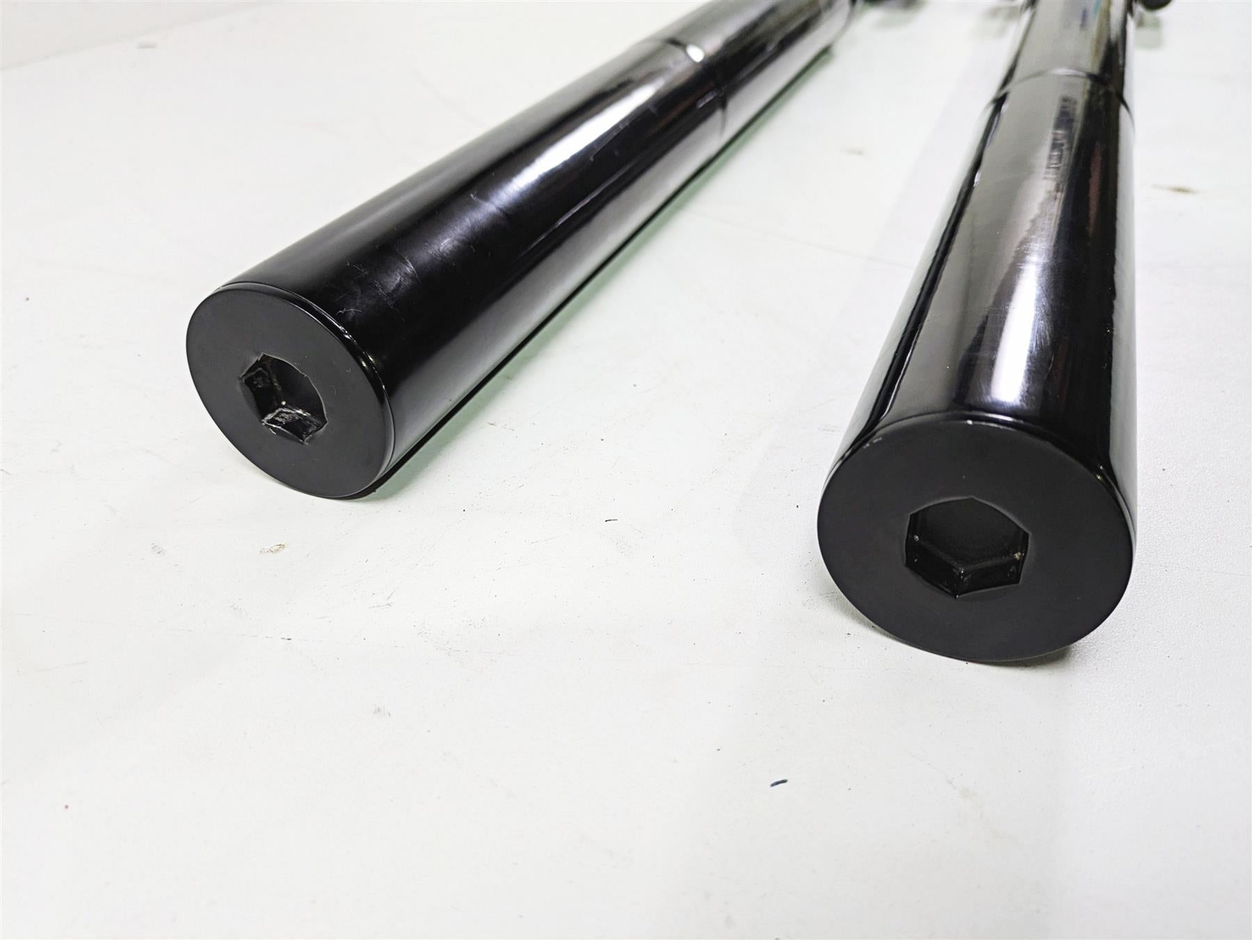 2010 Harley VRSCF Muscle Rod Front Fork Leg Set Penske Racing 48700-09 48701-09 {{ shop.shopifyCountryName }} - Mototech271