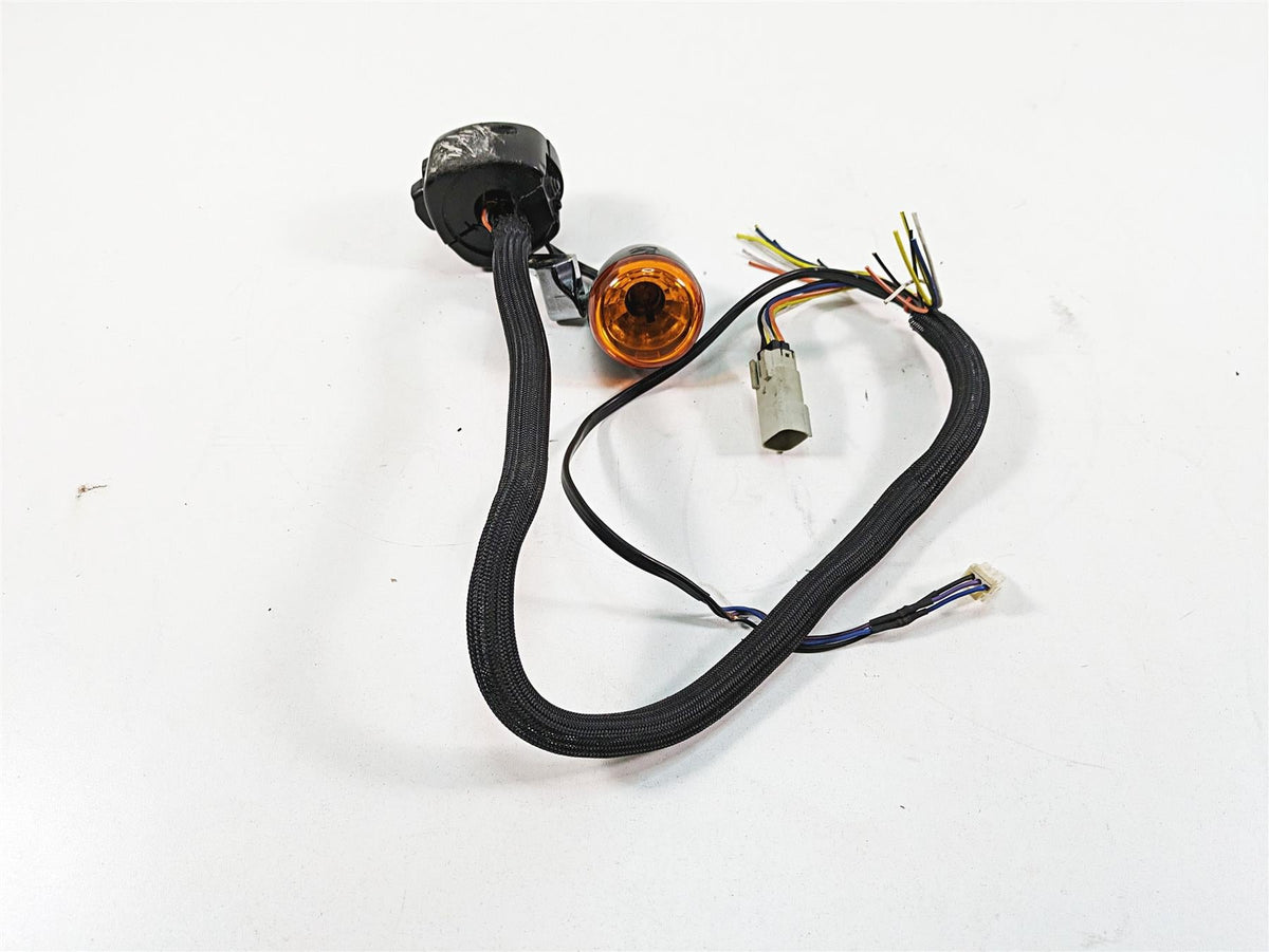 2009 Harley FXDF Dyna Fat Bob Left Hand Blinker Control Switch - Read 71682-06A {{ shop.shopifyCountryName }} - Mototech271