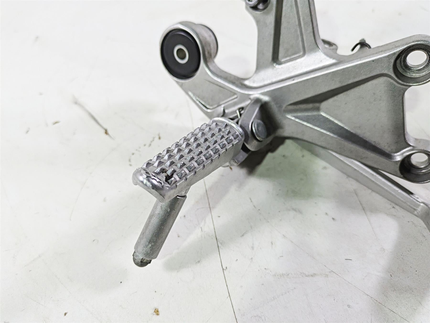 2008 Honda CBR1000RR SC59 Right Front Foot Peg & Brake Pedal Set 50600-MFL-000 {{ shop.shopifyCountryName }} - Mototech271