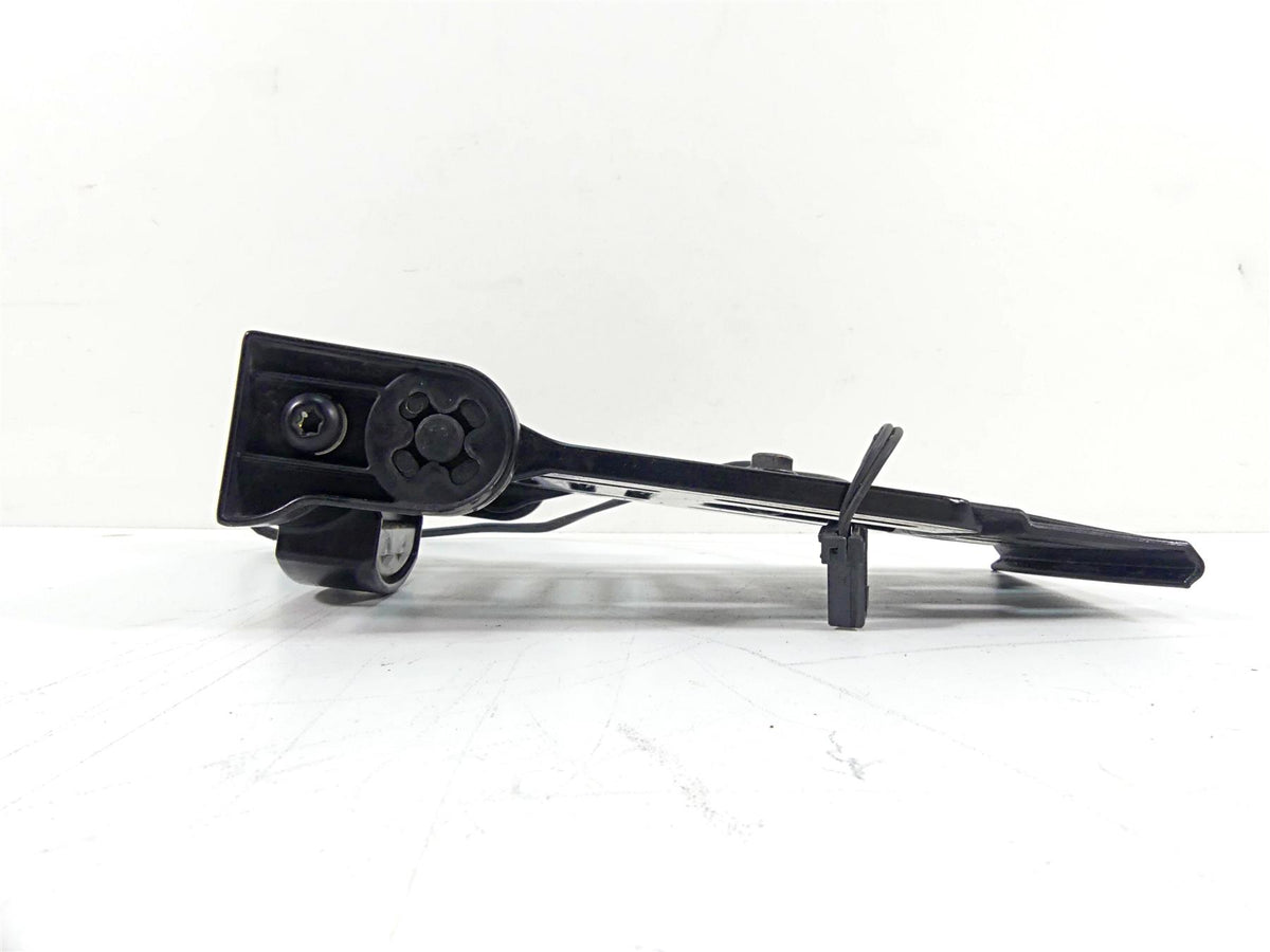 2013 Harley VRSCF Muscle Vrod Rear Side License Plate Holder 69390-09 {{ shop.shopifyCountryName }} - Mototech271