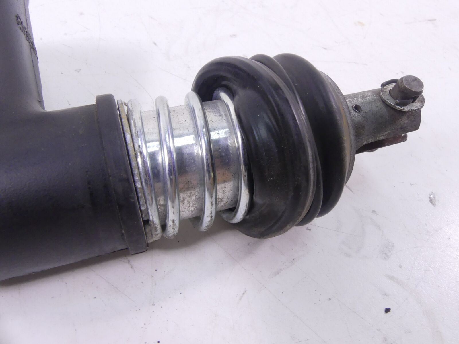 2000 Harley Touring FLHTCI Electra Glide Rear Brake Master Cylinder 41755-99F {{ shop.shopifyCountryName }} - Mototech271