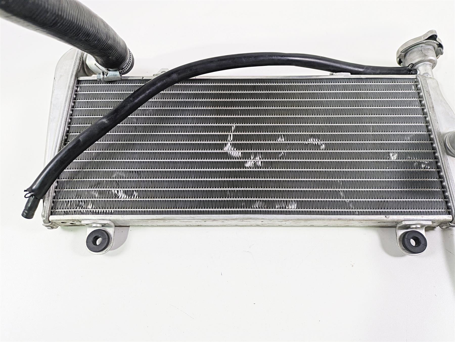 2022 Ducati Streetfighter V2 Upper Coolant Radiator 54841211A {{ shop.shopifyCountryName }} - Mototech271