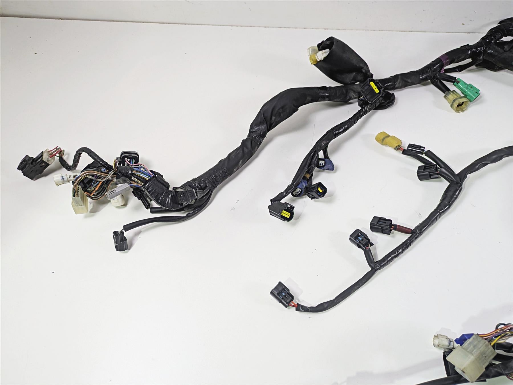 2014 Yamaha YZFR1 R1 RN22 Wiring Harness Loom READ 1KB-82590-10-00 {{ shop.shopifyCountryName }} - Mototech271