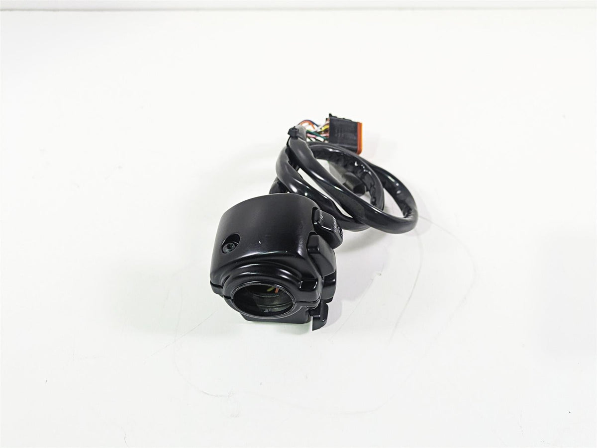 1996 Harley Touring FLHTCUI Electra Glide Left Hand Control Switch 71682-06A {{ shop.shopifyCountryName }} - Mototech271