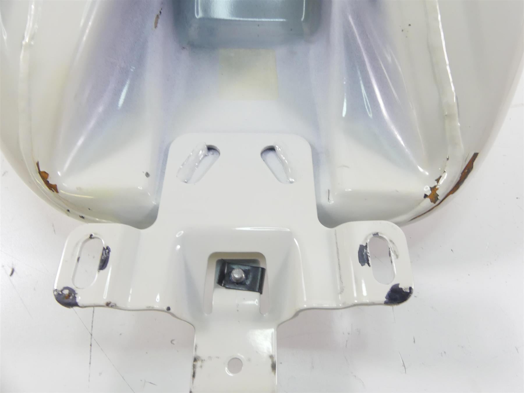 2012 Harley Touring FLHTP Electra Glide Fuel Gas Petrol Tank - Read 61356-08 {{ shop.shopifyCountryName }} - Mototech271