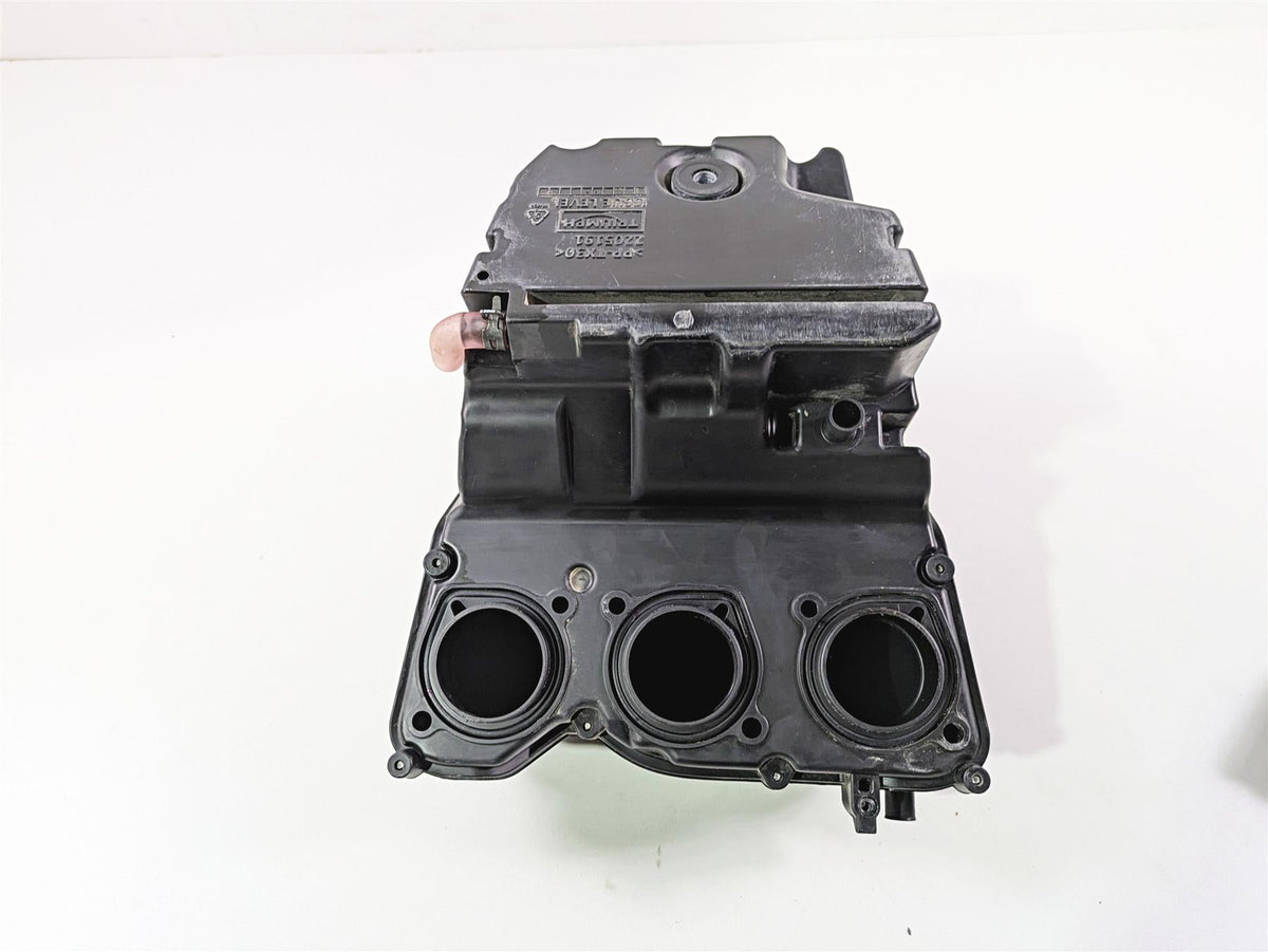 2024 Triumph Tiger 900 GT Air Box Cleaner & Tubes Set T2209565 T2202707 {{ shop.shopifyCountryName }} - Mototech271