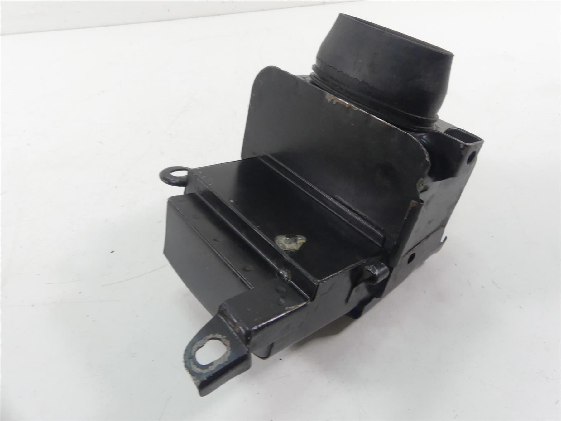 1978 Yamaha XS650 SE Special Air Box Cleaner & Battery Tray Set 447-14412-01-00 {{ shop.shopifyCountryName }} - Mototech271