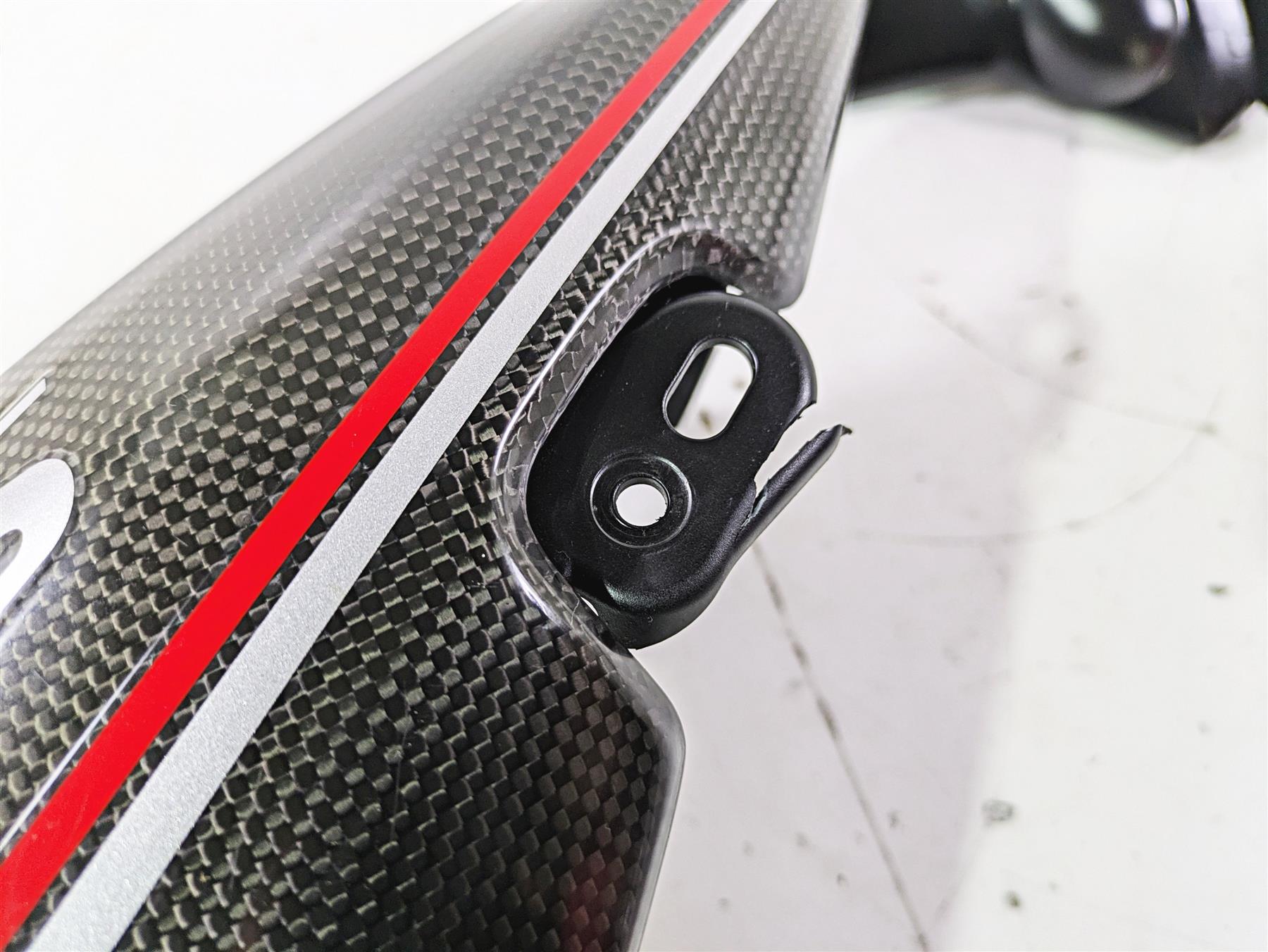 2019 Triumph Speed Triple RS 1050 Left Right Carbon Fiber Fairing Cover T2103002 {{ shop.shopifyCountryName }} - Mototech271