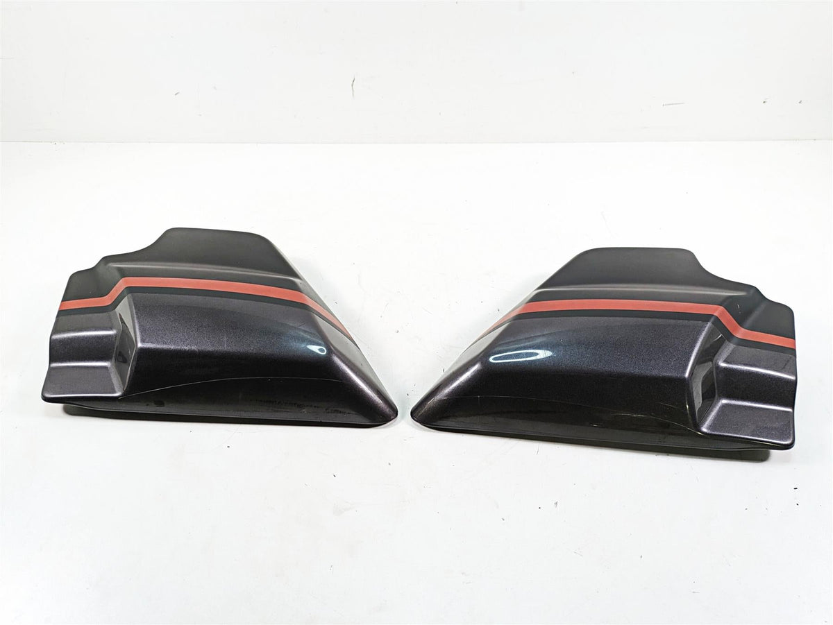 2018 Harley Touring FLHXSE CVO Street Glide Side Cover Fairing Set 66048-09A {{ shop.shopifyCountryName }} - Mototech271