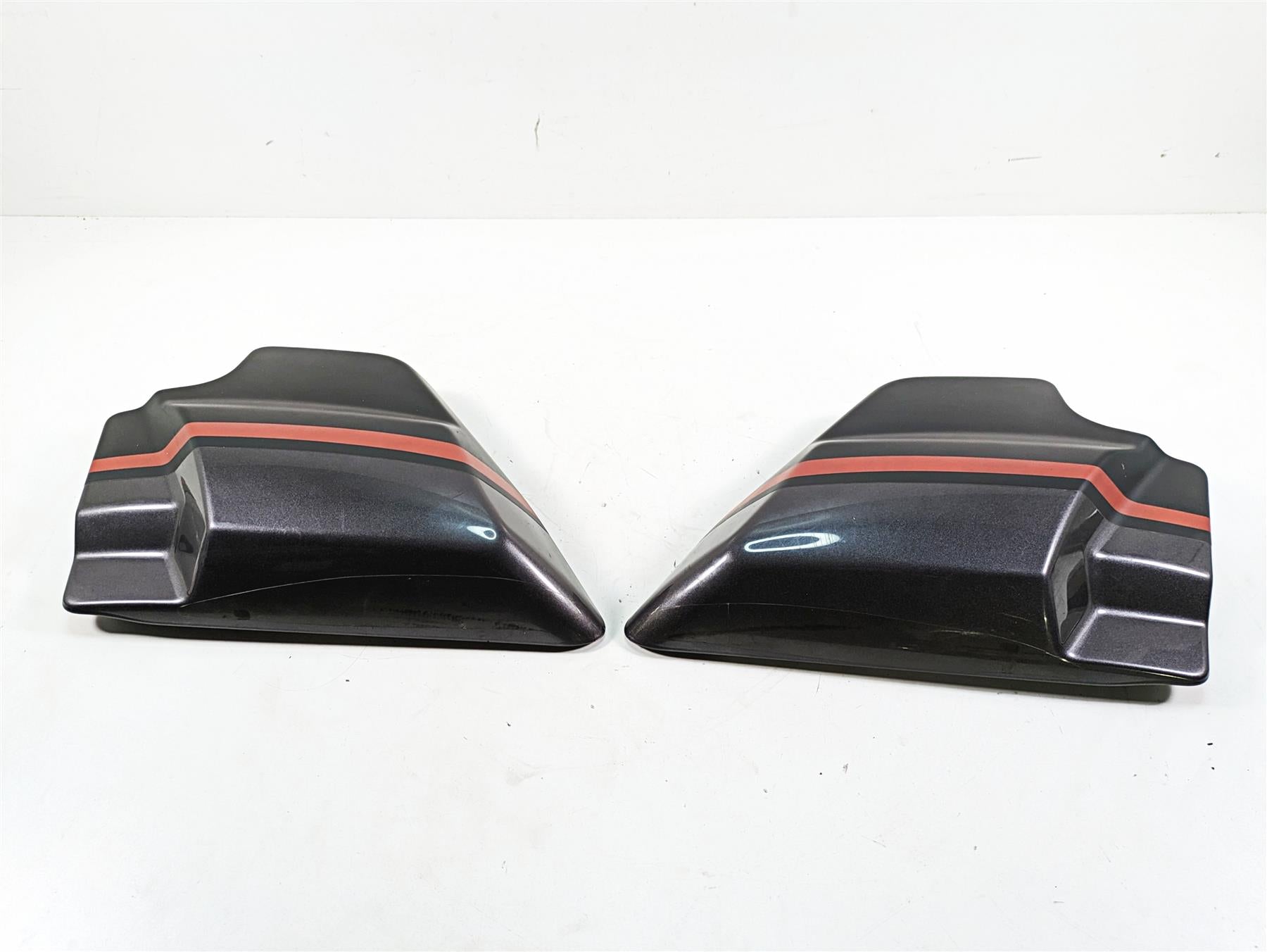 2018 Harley Touring FLHXSE CVO Street Glide Side Cover Fairing Set 66048-09A {{ shop.shopifyCountryName }} - Mototech271