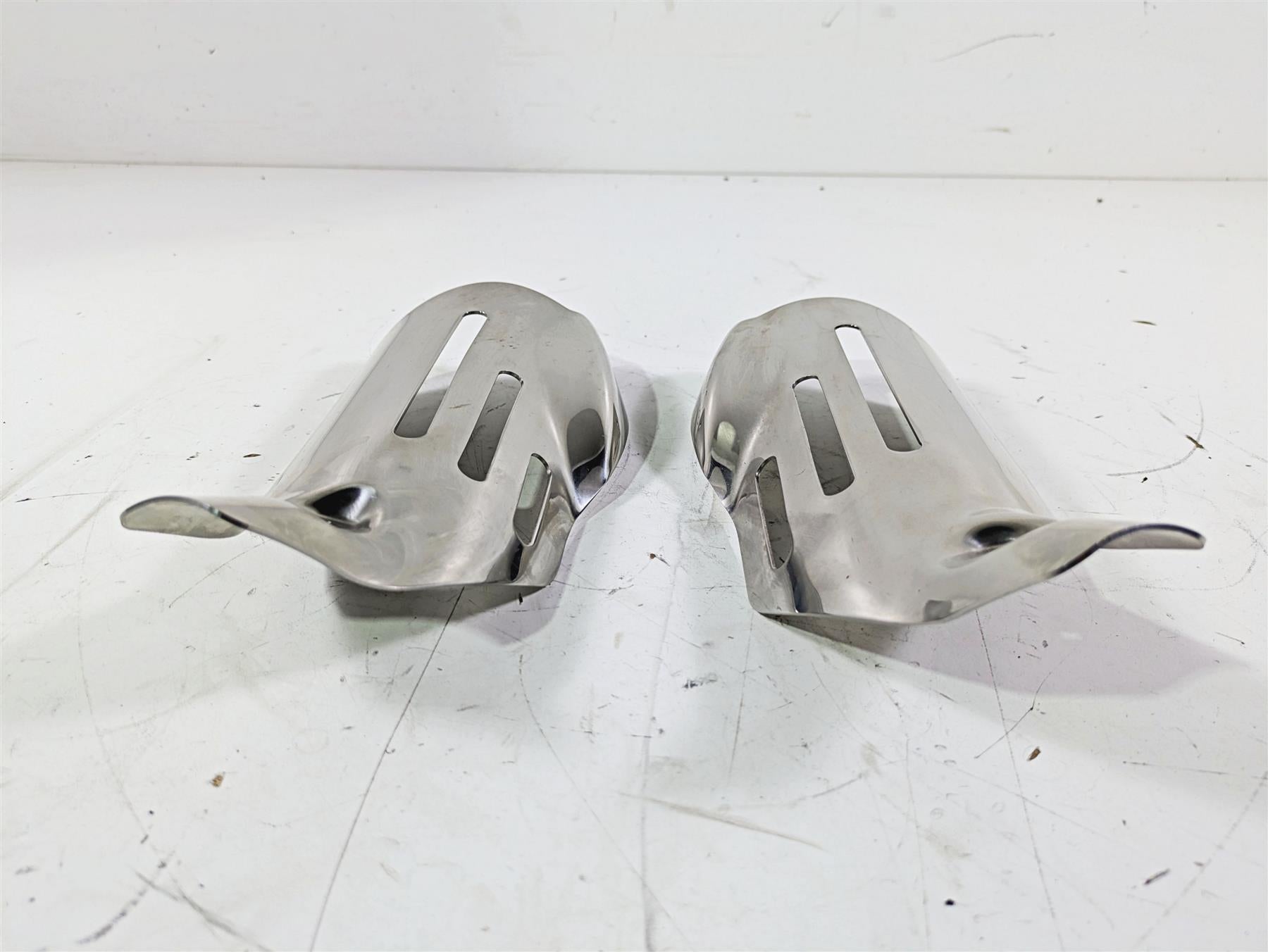 2014 Moto Guzzi California 1400 Touring Intake Chrome Cover Set B063158 B063159 {{ shop.shopifyCountryName }} - Mototech271