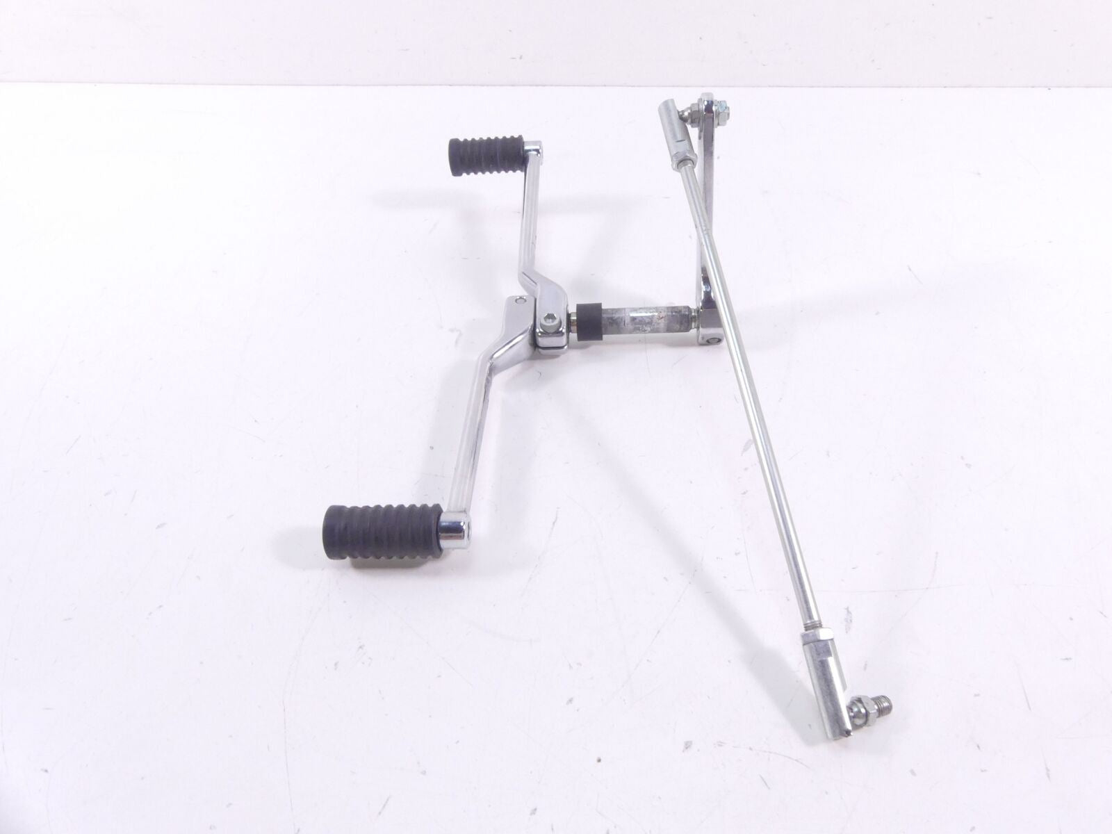 2009 Harley Touring FLHTCU Electra Glide Shifter Gear Shift Pedal Set 33895-82E {{ shop.shopifyCountryName }} - Mototech271