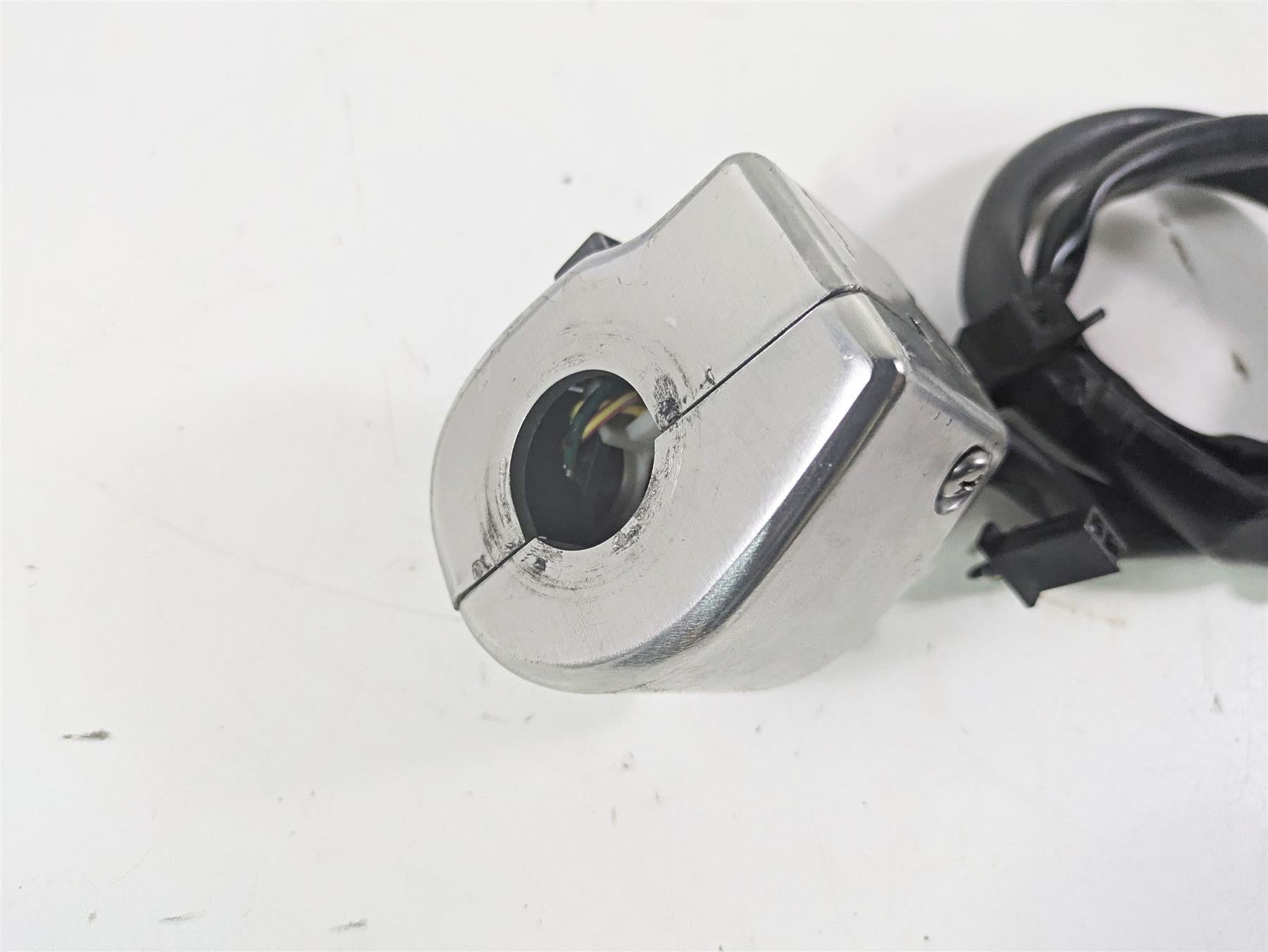 2006 Yamaha XVS650 V-Star Classic Left Hand Control Switch 5VN-83973-20-00 {{ shop.shopifyCountryName }} - Mototech271