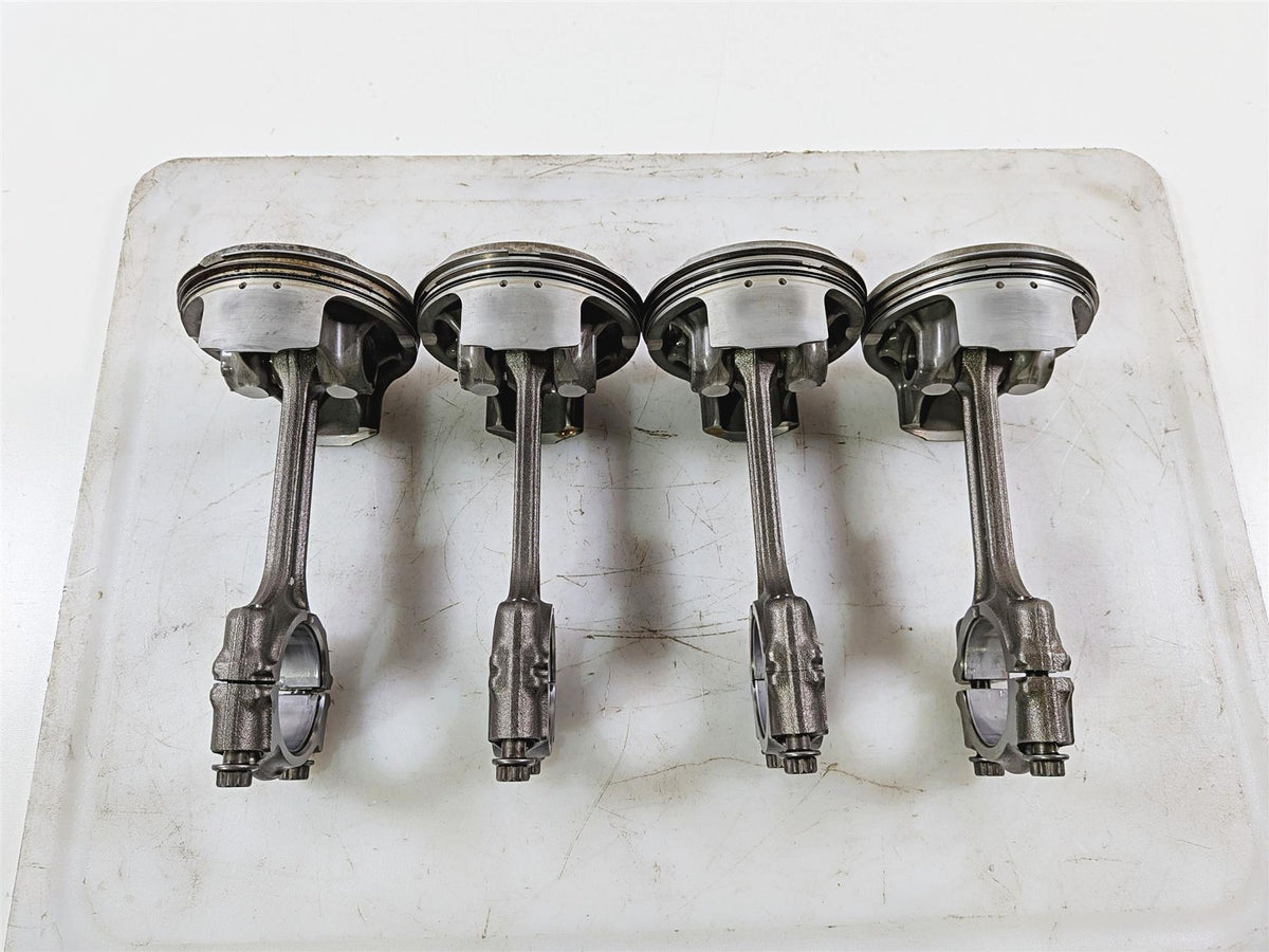 2009 Yamaha VMX17 V-Max 1700 Piston Connecting Rod Set 2S3-11650-00 2S3-11631-00-Mototech271
