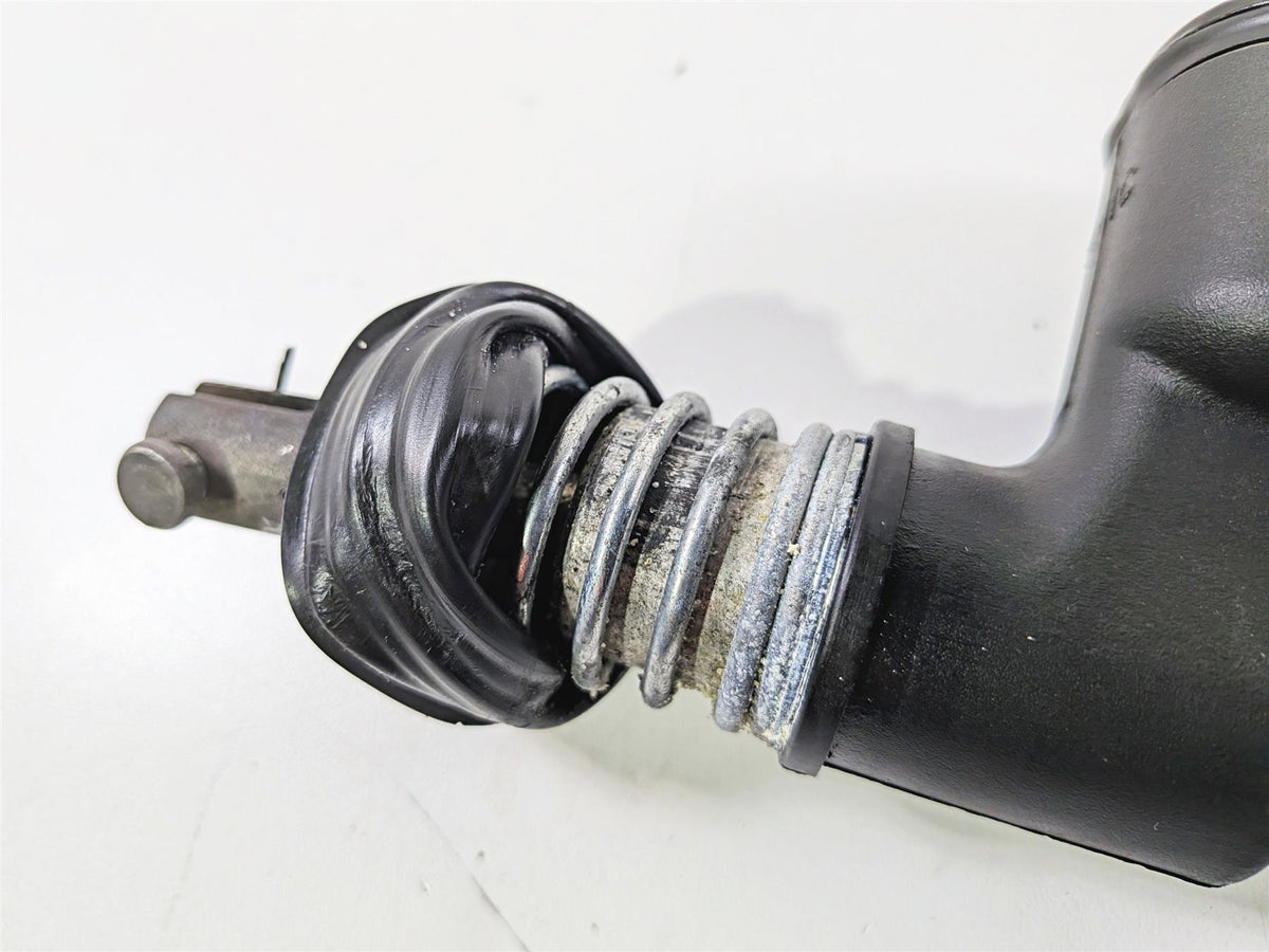 2001 Harley FLHRCI Road King Rear Brake Master Cylinder 41755-99F {{ shop.shopifyCountryName }} - Mototech271