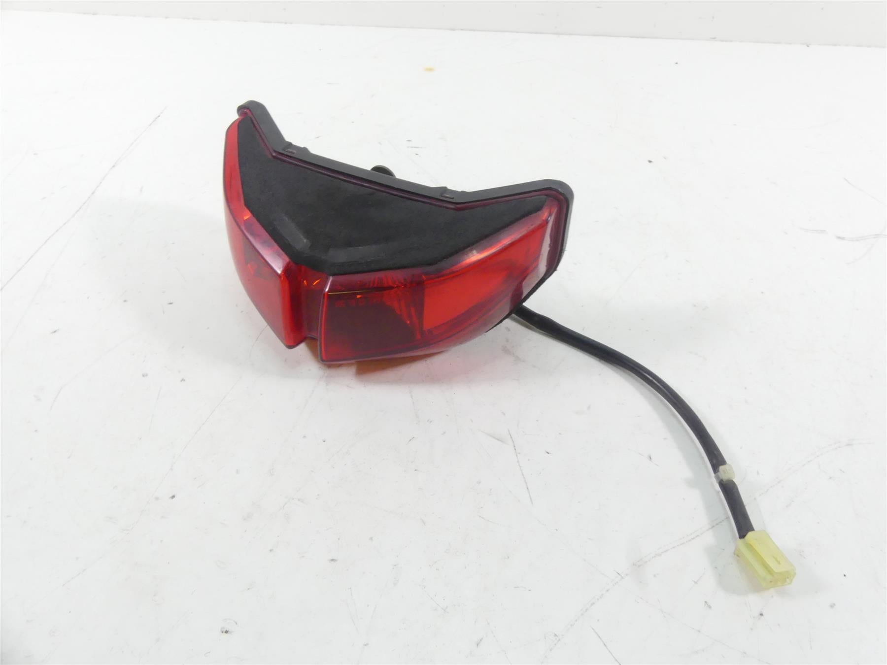 2007 Yamaha FZ1 Fazer Taillight Tail Stop Brake Light 2D1-84710-00-00 | Mototech271