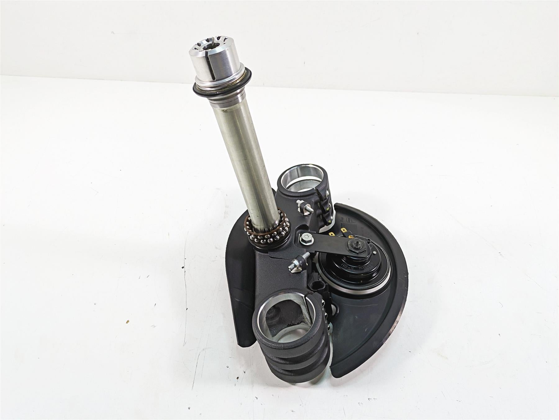 2016 Ducati Panigale 1299 S Lower Triple Tree 58mm Clamp Ohlins 34220681AA {{ shop.shopifyCountryName }} - Mototech271