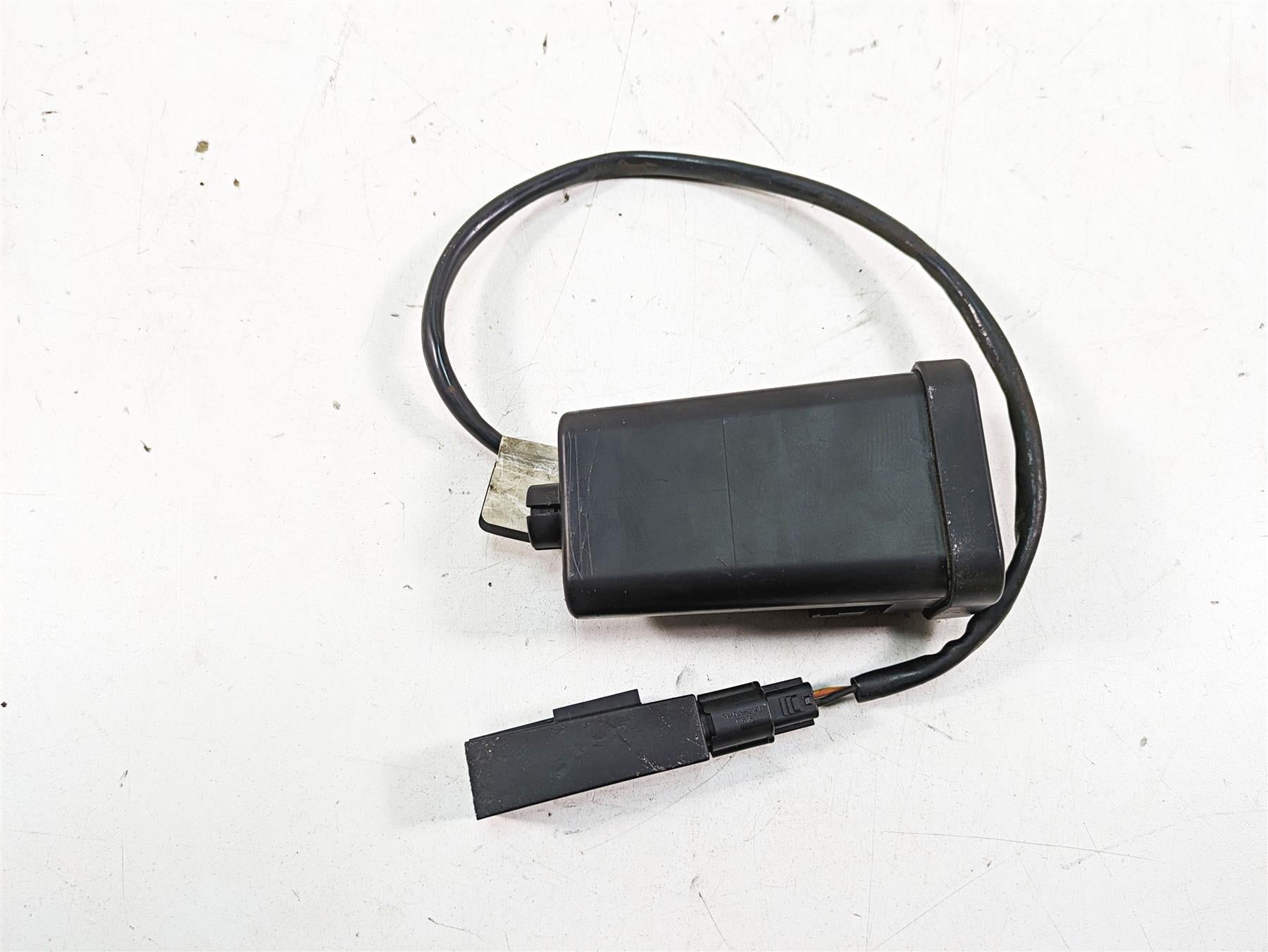 2009 Harley Touring FLHTCU Electra Glide Tssm Turn Signal Security Mod 68924-07 {{ shop.shopifyCountryName }} - Mototech271
