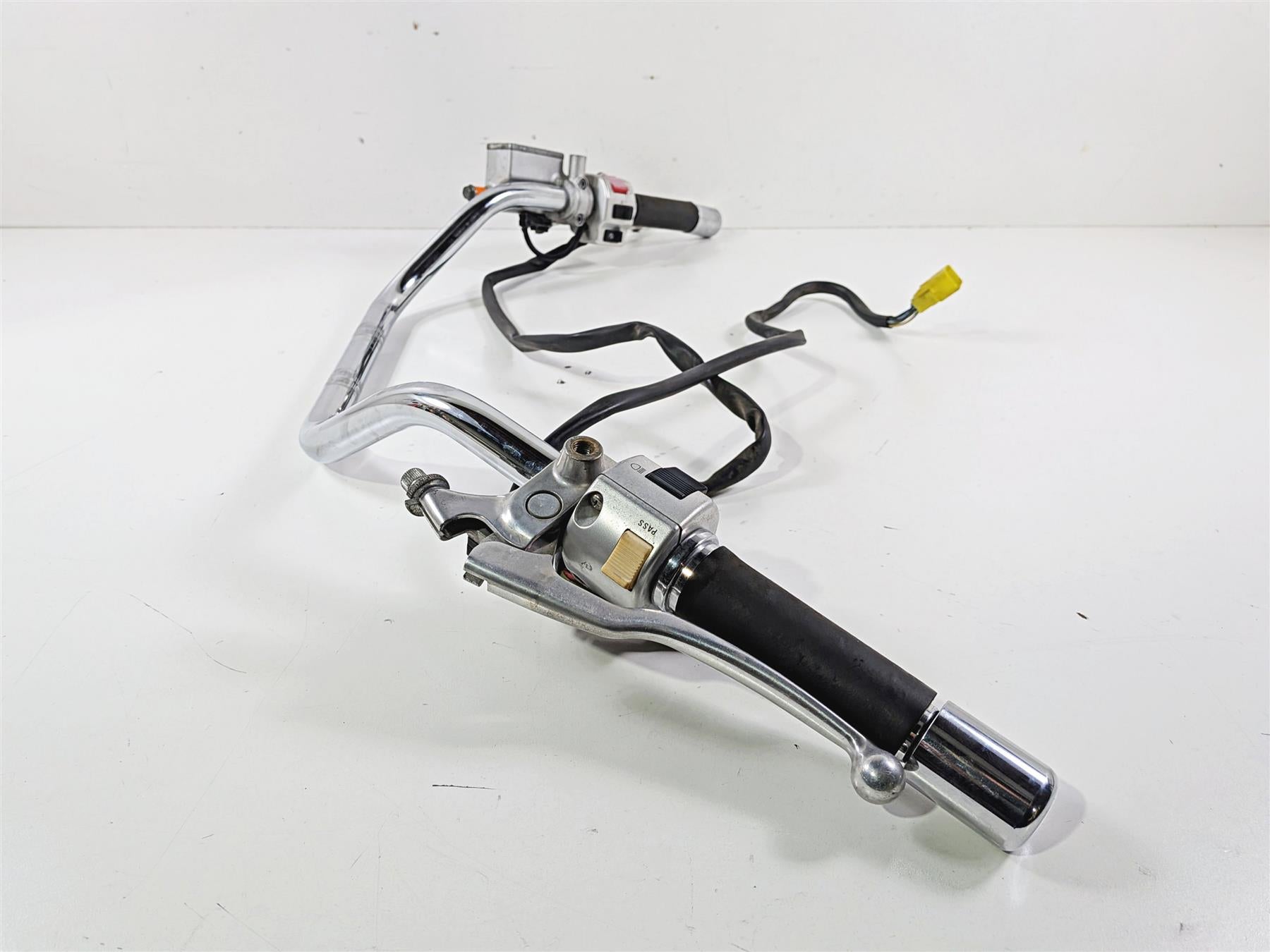 2006 Suzuki VL800 C50 Boulevard Handlebar Control Switch Brake Pump 56111-41F00 {{ shop.shopifyCountryName }} - Mototech271