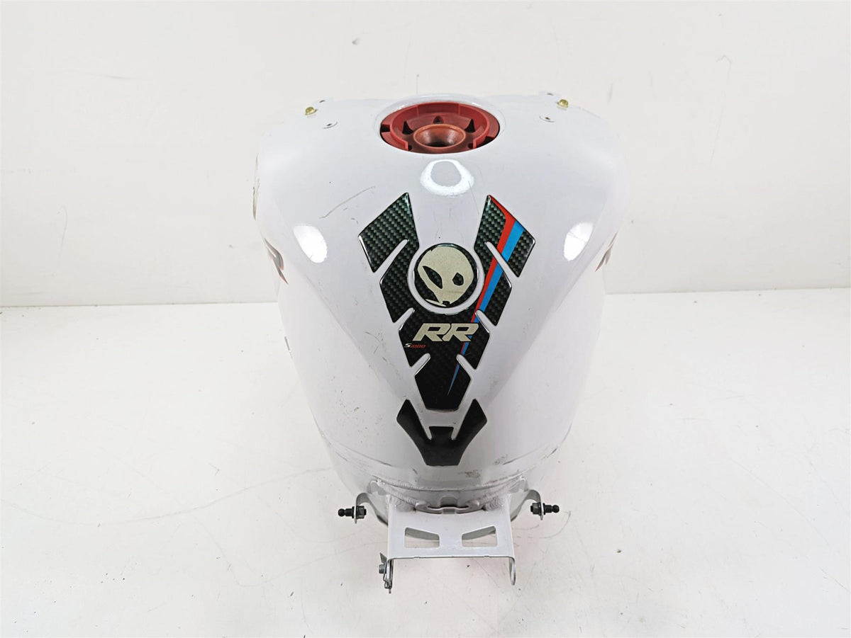 2015 BMW S1000RR K46 Fuel Gas Petrol Tank Reservoir - Read 16117717884 {{ shop.shopifyCountryName }} - Mototech271