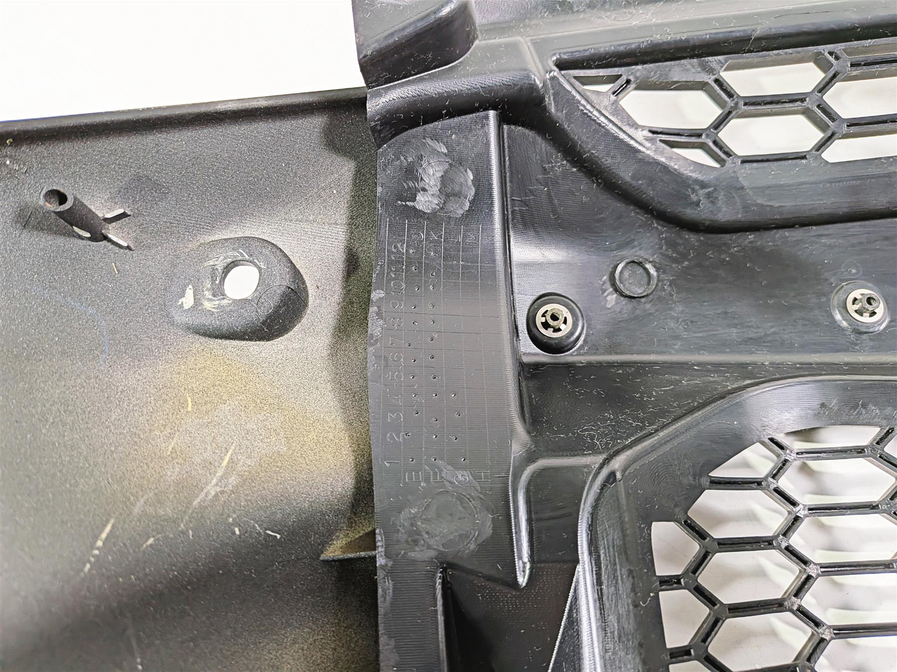 2012 Yamaha XT1200 Super Tenere Left Lower Tank Fairing Cover Set 23P-Y2830-00 {{ shop.shopifyCountryName }} - Mototech271