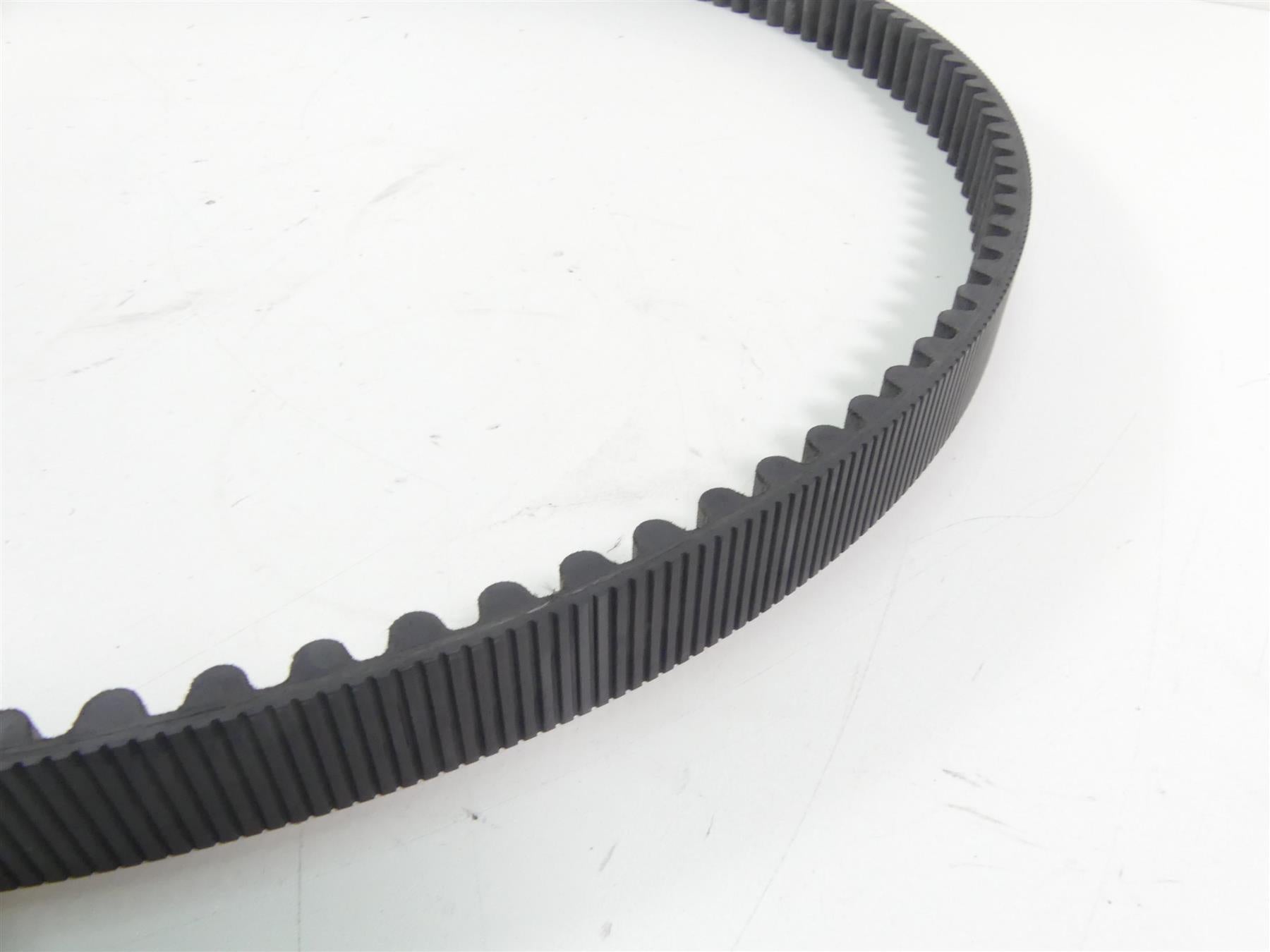2003 Harley Dyna 100TH FXDL Low Rider Rear Drive Belt 133T 1 1/8" 40015-00B {{ shop.shopifyCountryName }} - Mototech271
