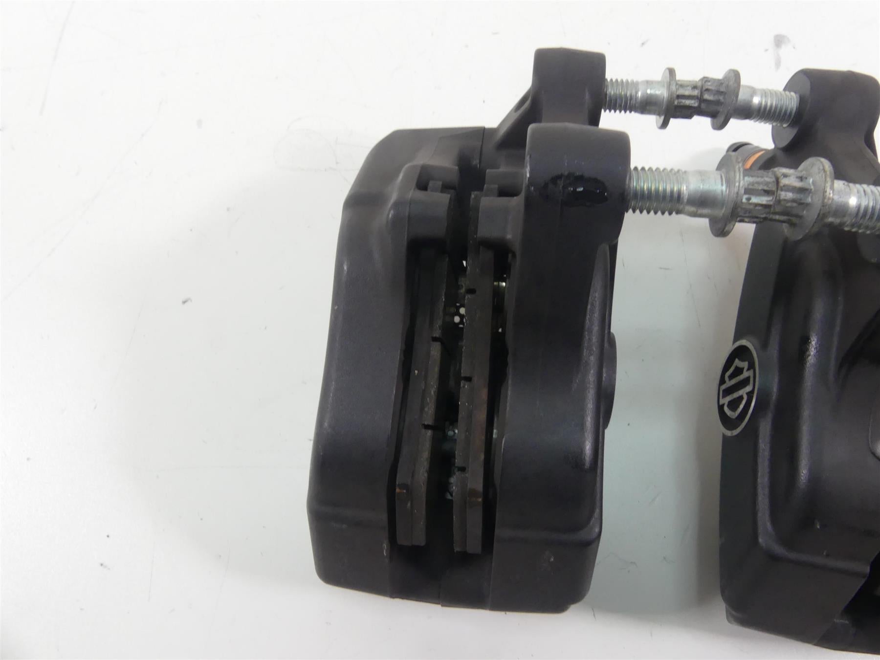 2011 Harley VRSCF Muscle Rod Front Brake Caliper + Lines Set 44732-08 44731-08 {{ shop.shopifyCountryName }} - Mototech271