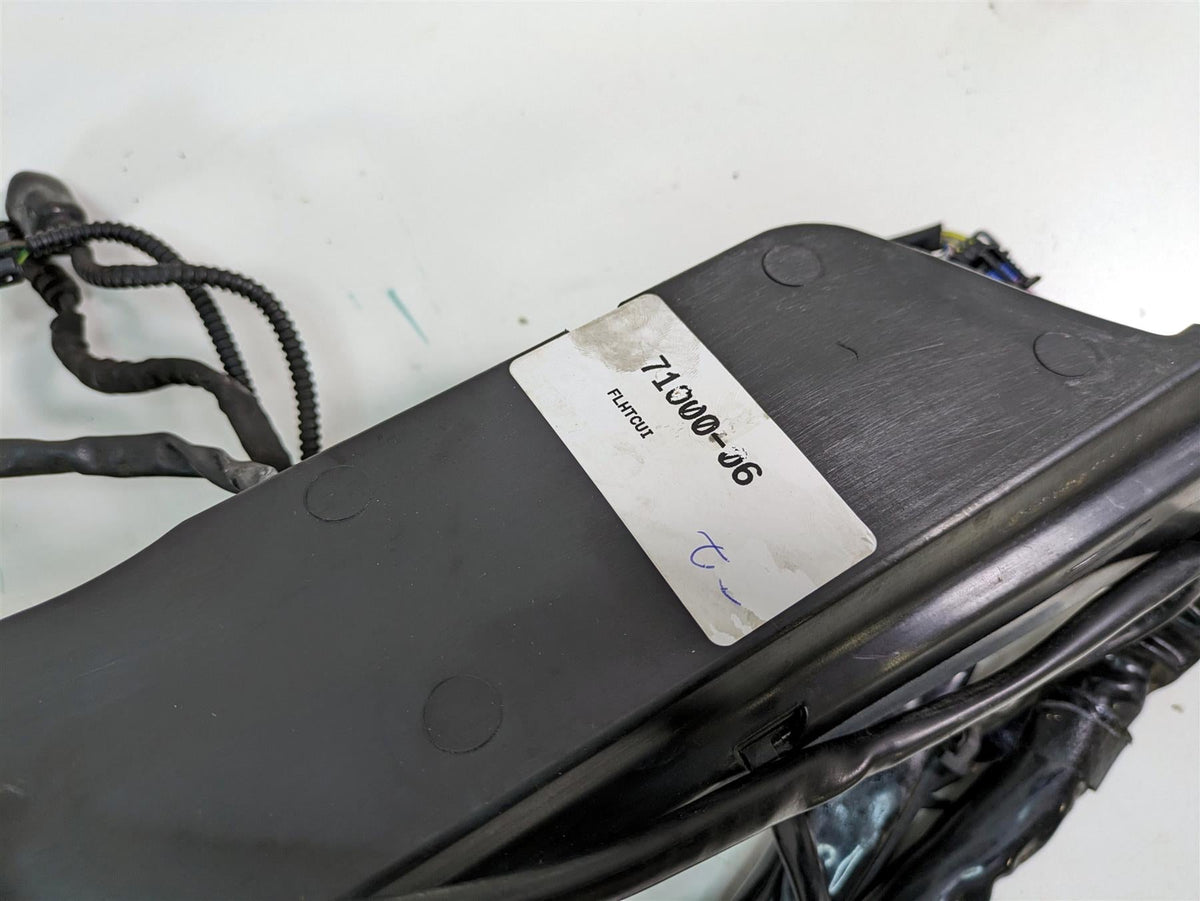 2006 Harley Touring FLHTCUI Electra Glide Main Wiring Harness Loom 71000-06 {{ shop.shopifyCountryName }} - Mototech271