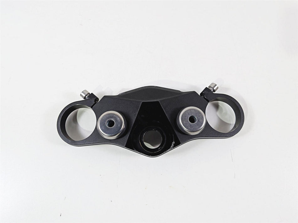 2019 Triumph Speed Triple RS 1050 Upper Triple Tree Steering Clamp T2042324 {{ shop.shopifyCountryName }} - Mototech271