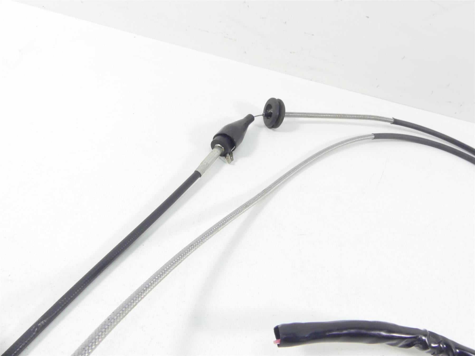 2004 Harley FLHTC SE CVO Electra Glide Right Throttle Control Switch 71684-06A {{ shop.shopifyCountryName }} - Mototech271