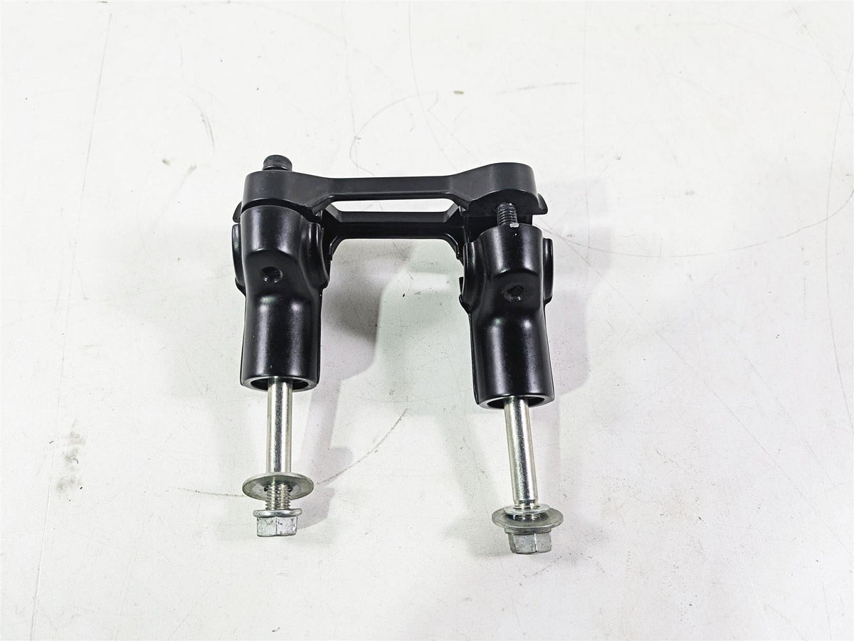 2015 Ducati Hypermotard 821 SP Handlebar Risers Holder Set 36011431AA {{ shop.shopifyCountryName }} - Mototech271