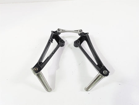 2014 Yamaha YZFR1 R1 RN22 Rear Passenger Footpeg Set 14B-2741L-10 14B-2742L-10 {{ shop.shopifyCountryName }} - Mototech271