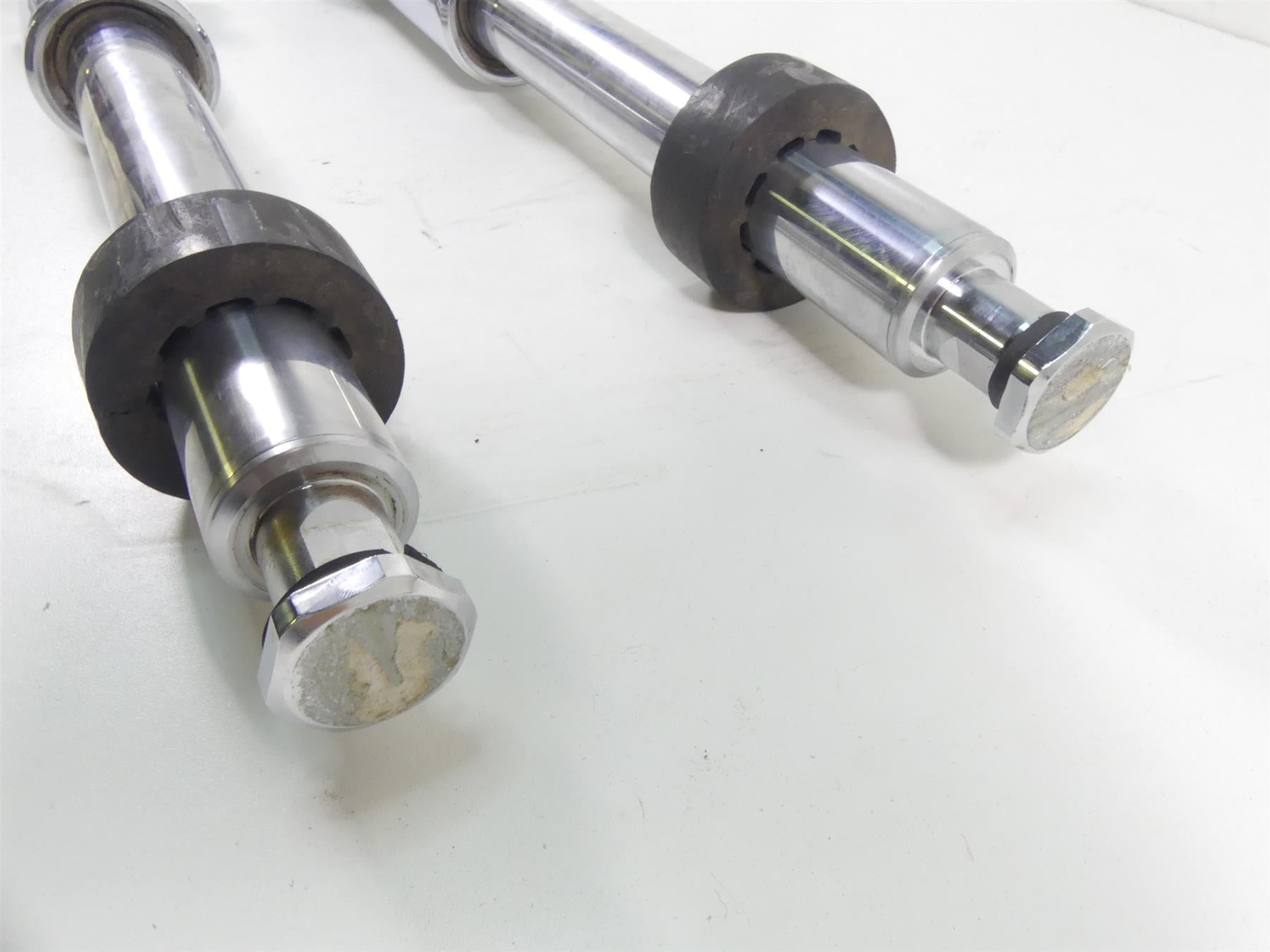 2004 Harley FLHTC SE CVO Electra Glide Chrome Strgt 41mm Front Forks 45500168 {{ shop.shopifyCountryName }} - Mototech271