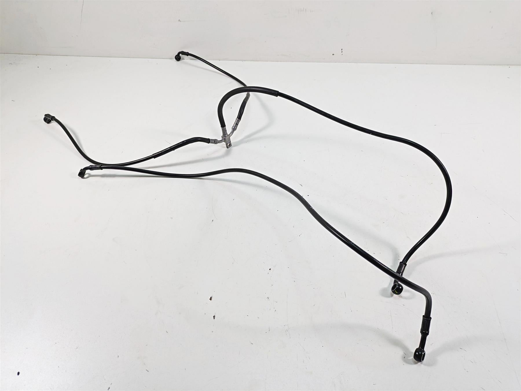 2020 Moto Guzzi V85 TT Adventure Front Abs Brake Line Pipe Set 2B005374 2B005373