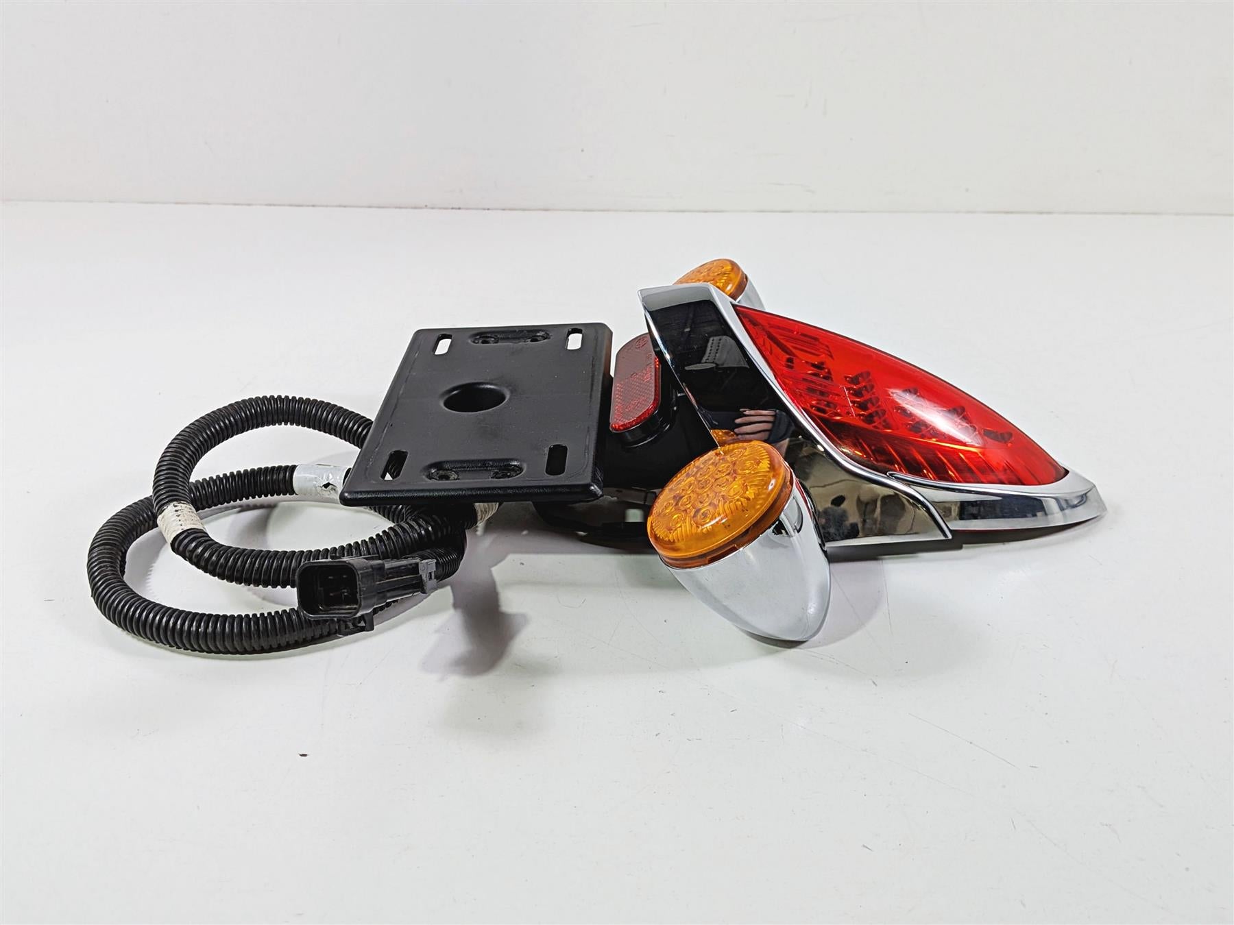 2015 Indian Chieftain Taillight Blinker Turn Signal Plate Holder Set 5138445-Mototech271