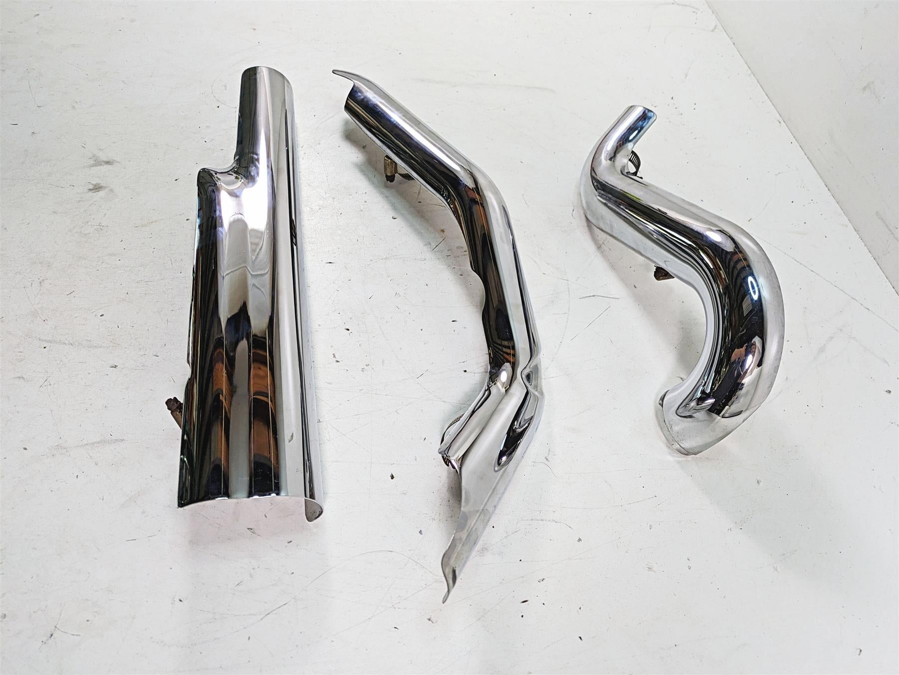2010 Harley Touring FLHTCU Electra Glide Exhaust Header Heat Shield Set 65952-09 {{ shop.shopifyCountryName }} - Mototech271