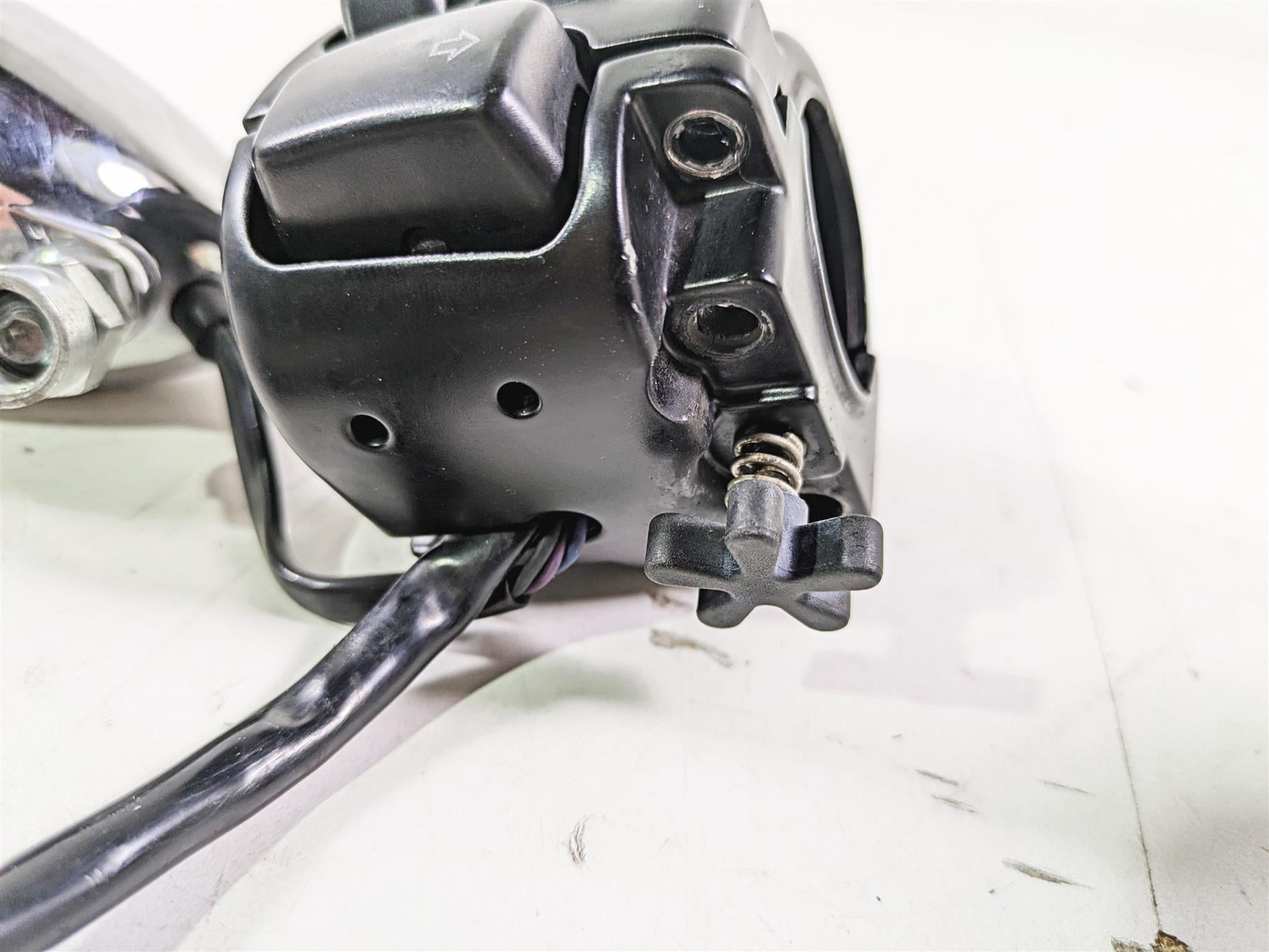 2015 Harley FXDL Dyna Low Rider Right Hand Control Switch 72944-12 ...