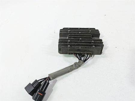 2006 Suzuki GSXR1000 K6 Voltage Regulator Rectifier 32800-41G00 32800-47H00 {{ shop.shopifyCountryName }} - Mototech271