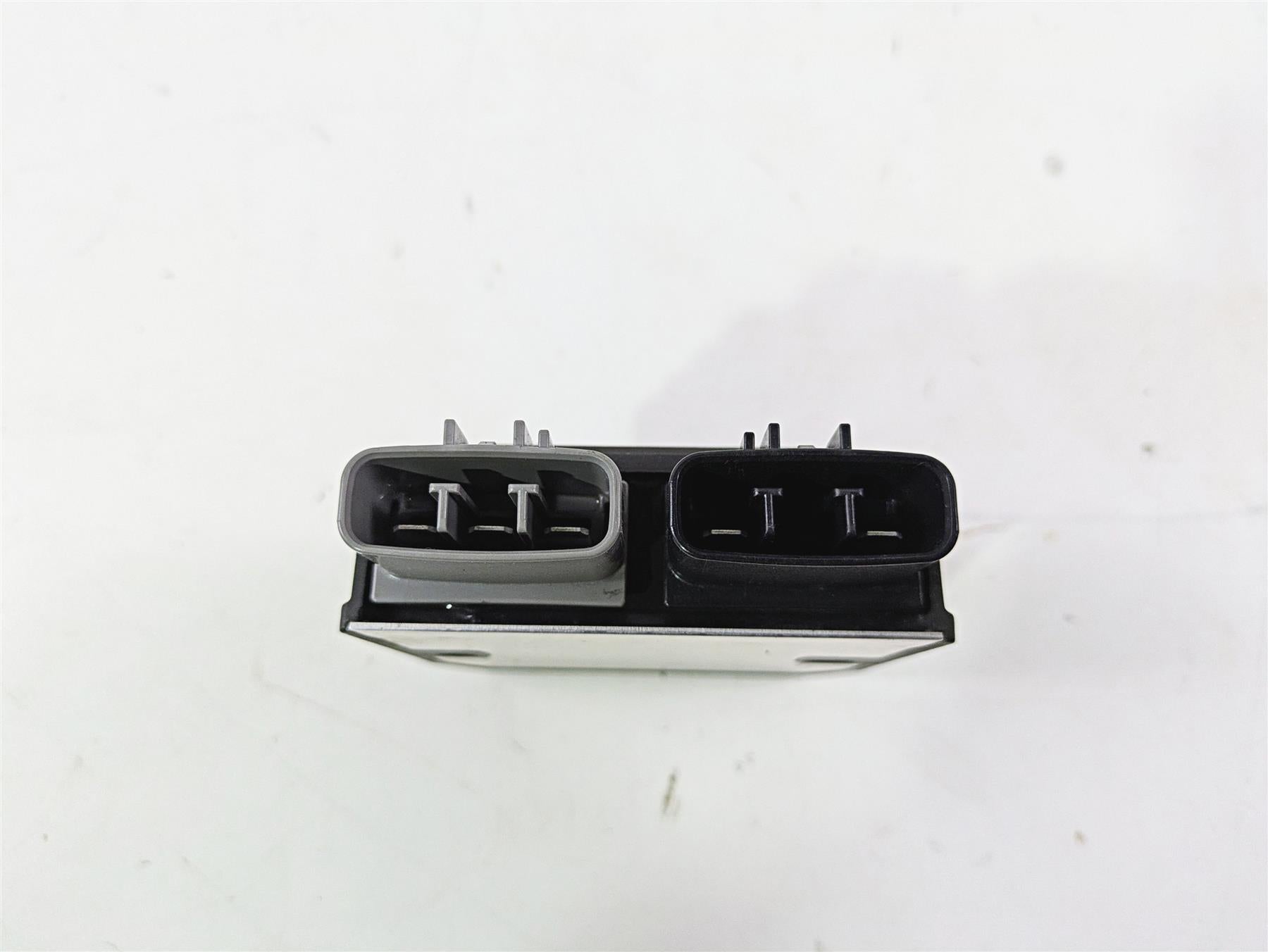 2016 Ducati Monster 1200 S Rectifier Voltage Regulator 54040321A SH821AA {{ shop.shopifyCountryName }} - Mototech271