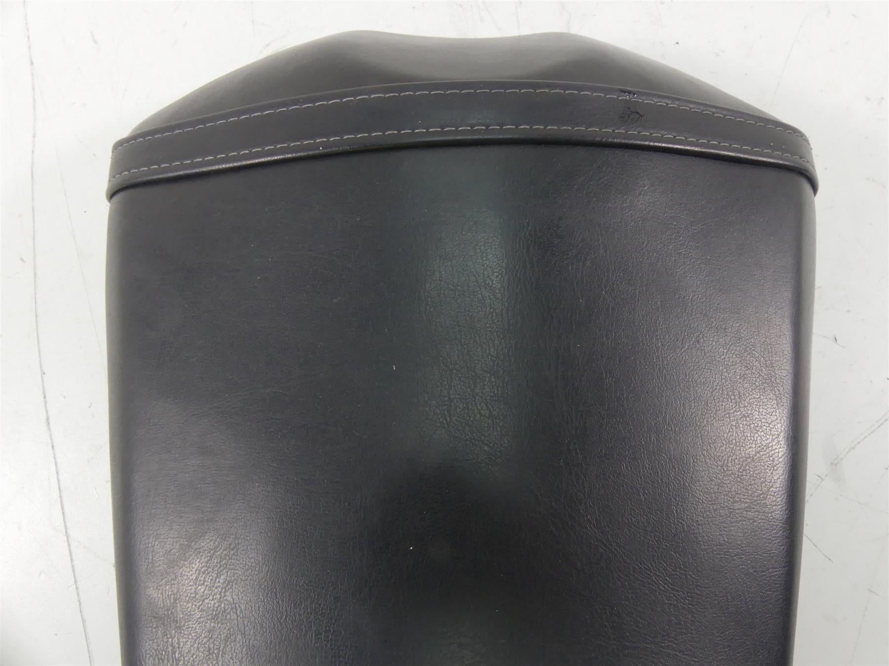 2007 Yamaha FZ1 Fazer Rear Passenger Saddle Seat -No Cuts 3C3-24750-03-00 {{ shop.shopifyCountryName }} - Mototech271