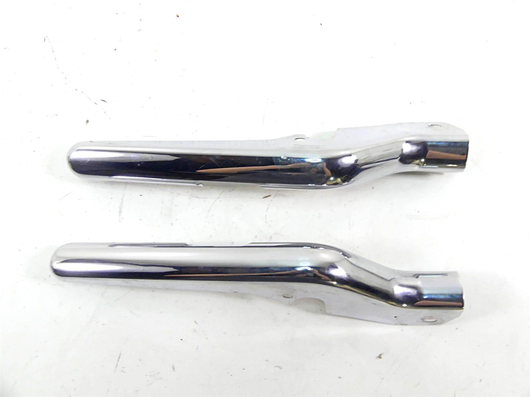 2008 Harley Touring FLHX Street Glide Rear Fender Chrome Strut Set 47502-97