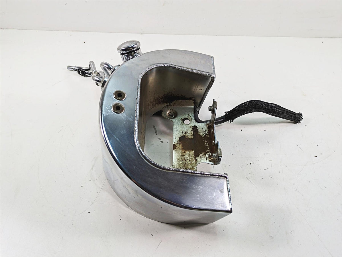 2013 Harley Softail FLSTC Heritage Classic Oil Tank Reservoir & Lines 62498-01A {{ shop.shopifyCountryName }} - Mototech271